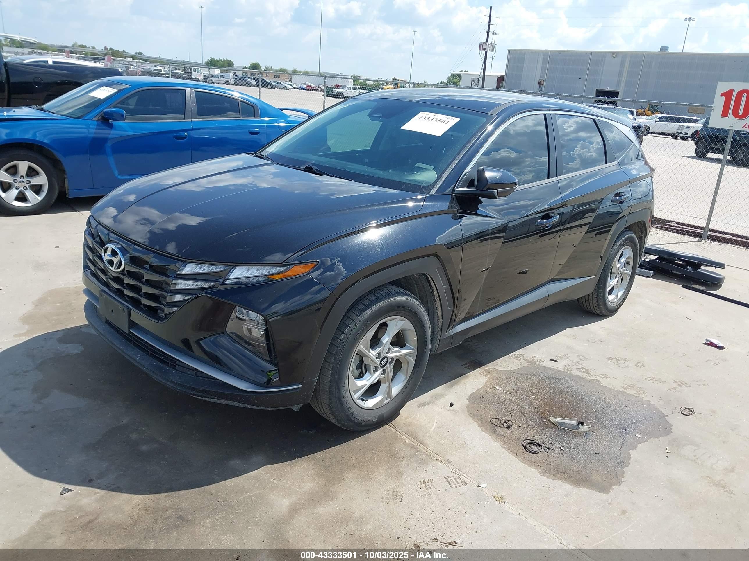 HYUNDAI TUCSON image 2