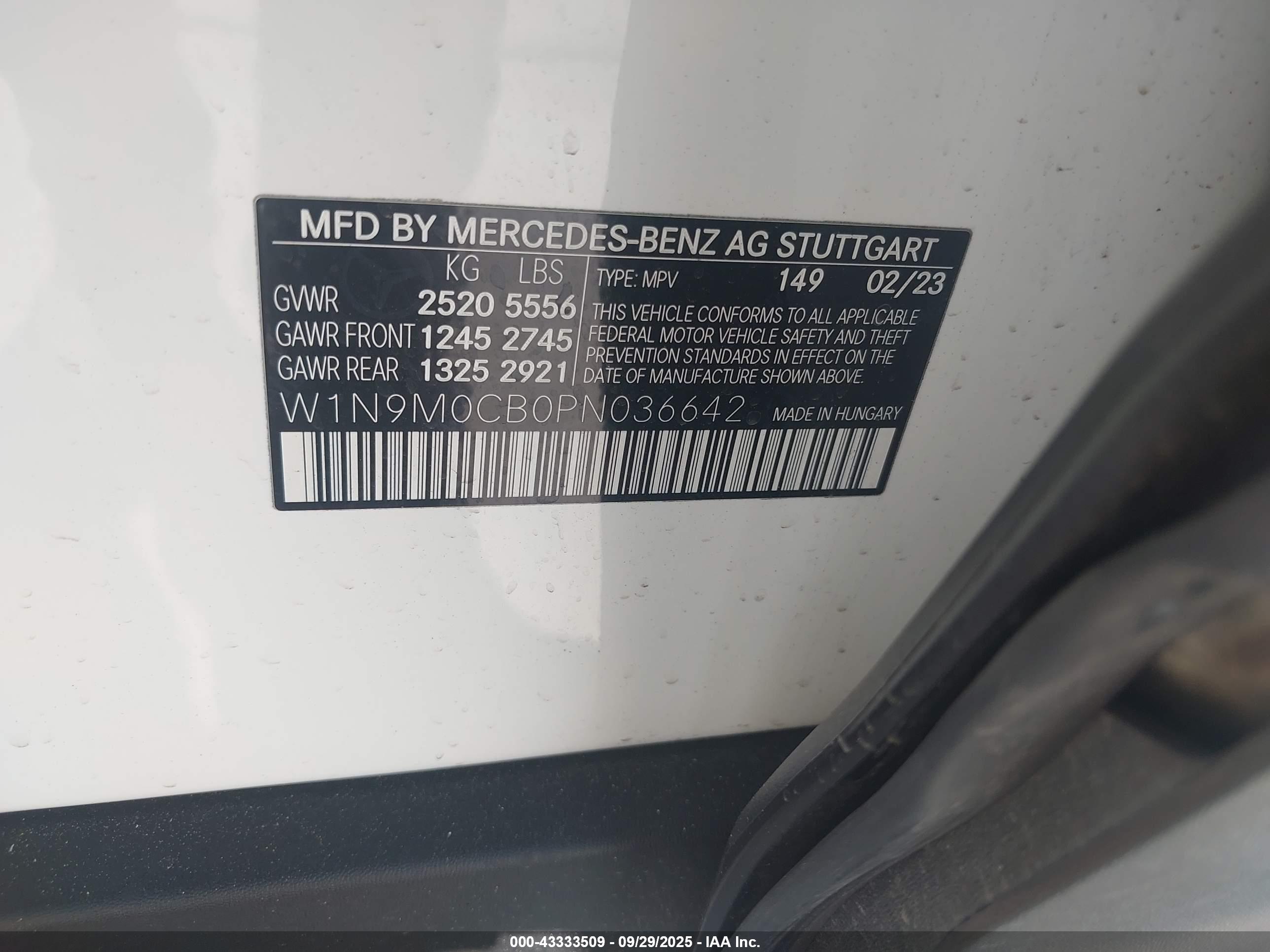 MERCEDES-BENZ EQB image 9
