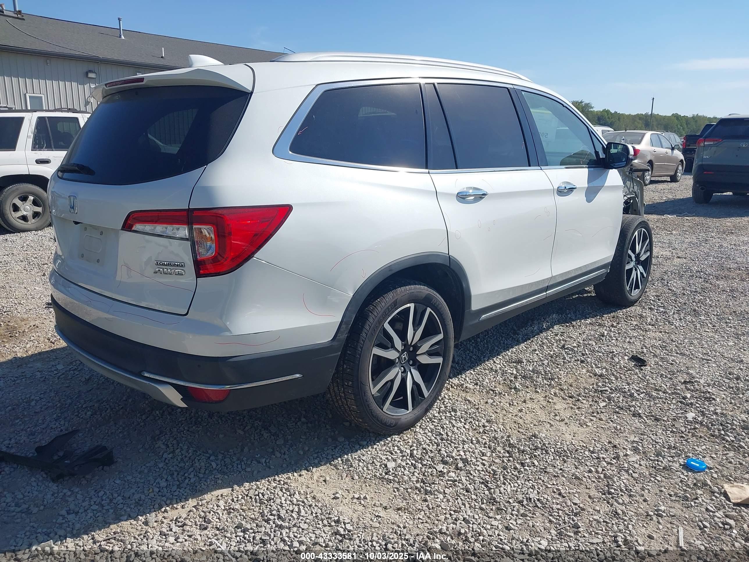 HONDA PILOT image 4