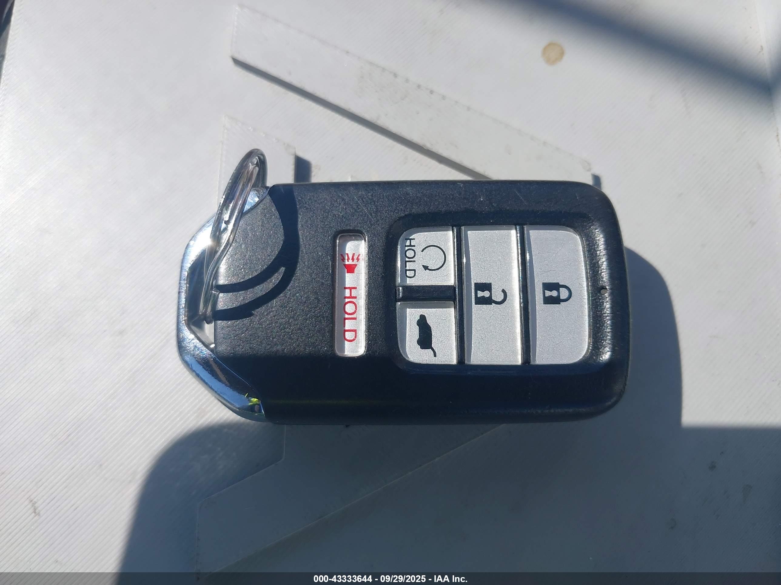 HONDA CR-V image 11