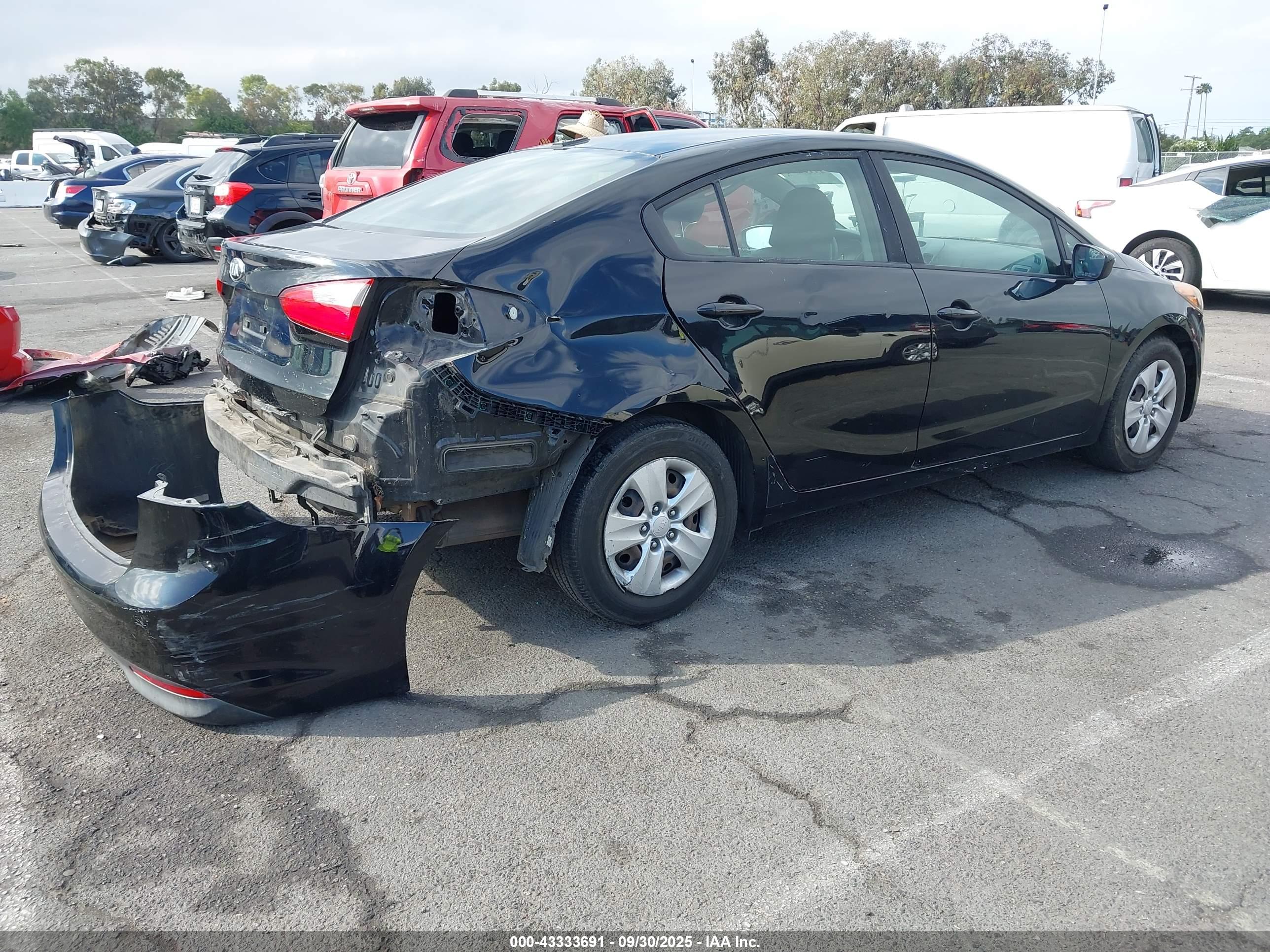 KIA FORTE image 4