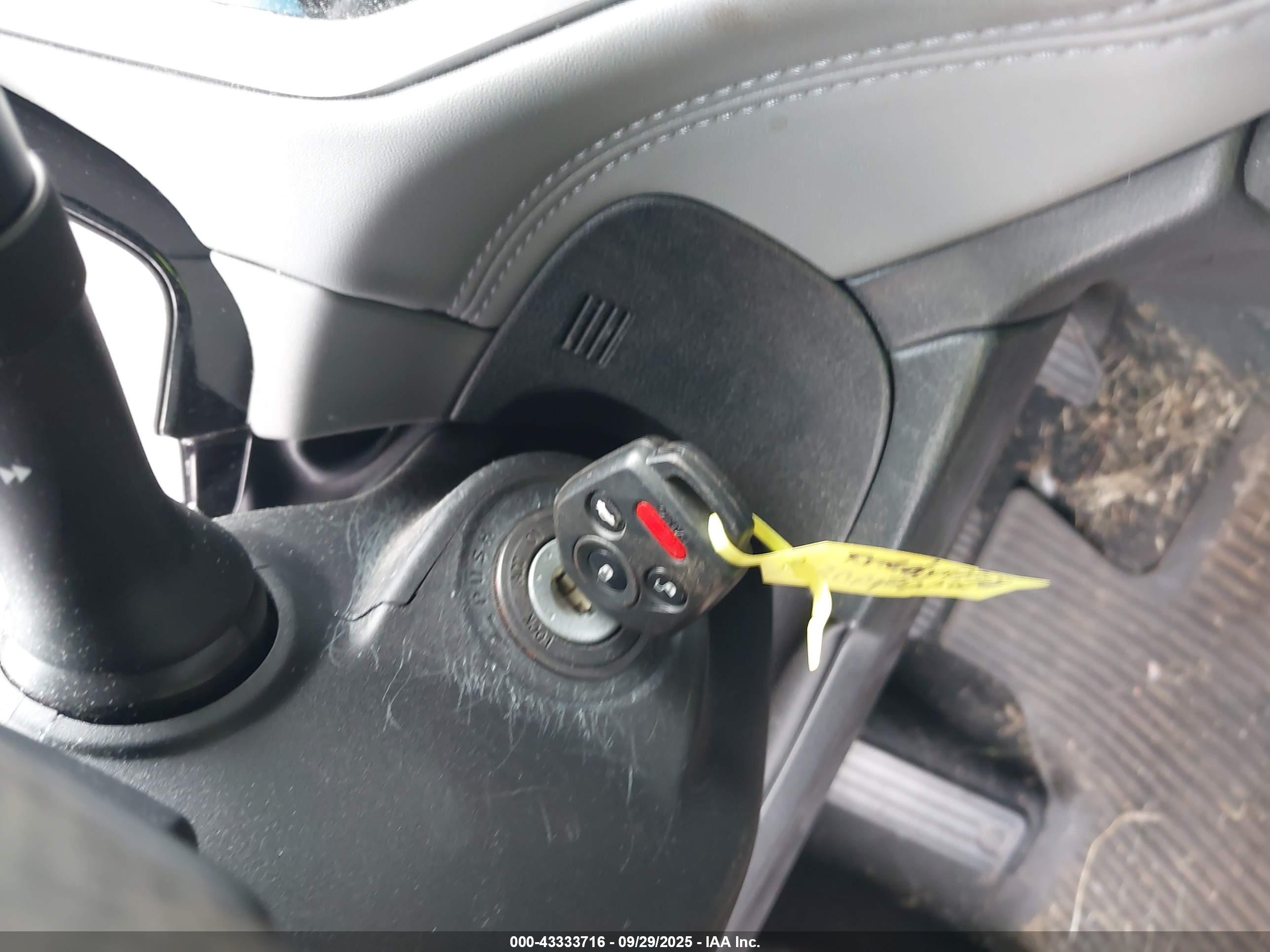 SUBARU OUTBACK image 11