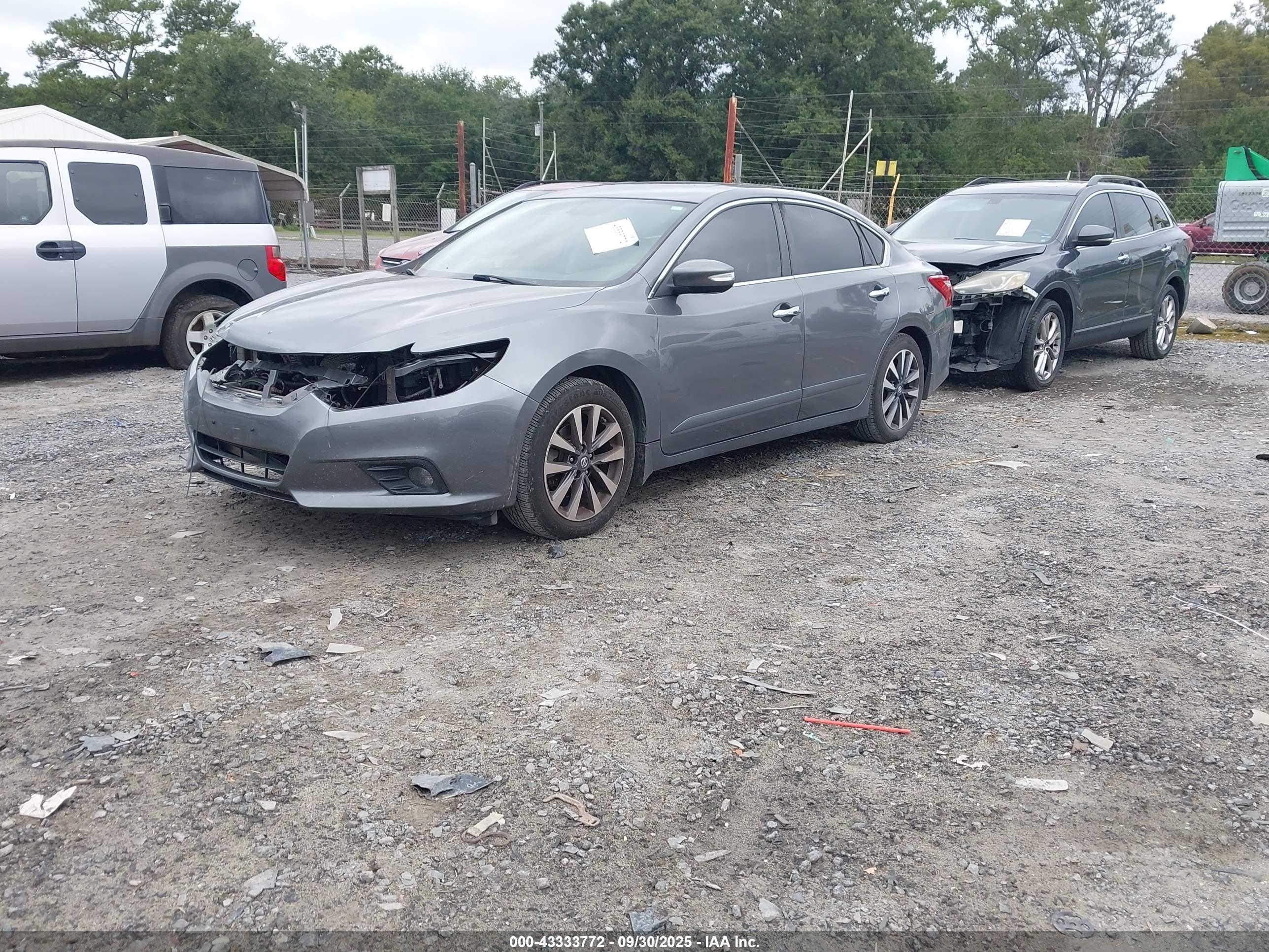 NISSAN ALTIMA image 2