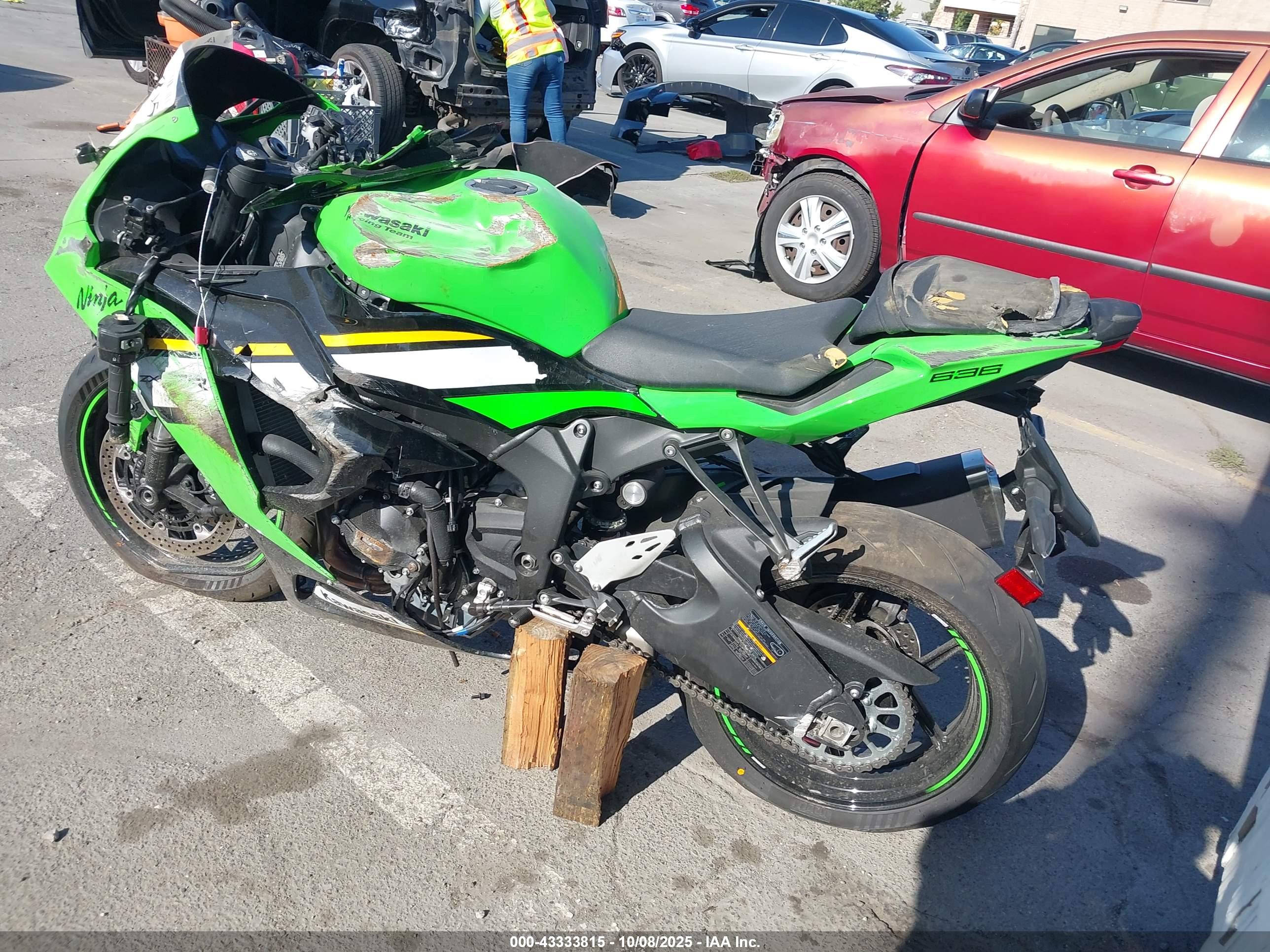KAWASAKI ZX636 image 3