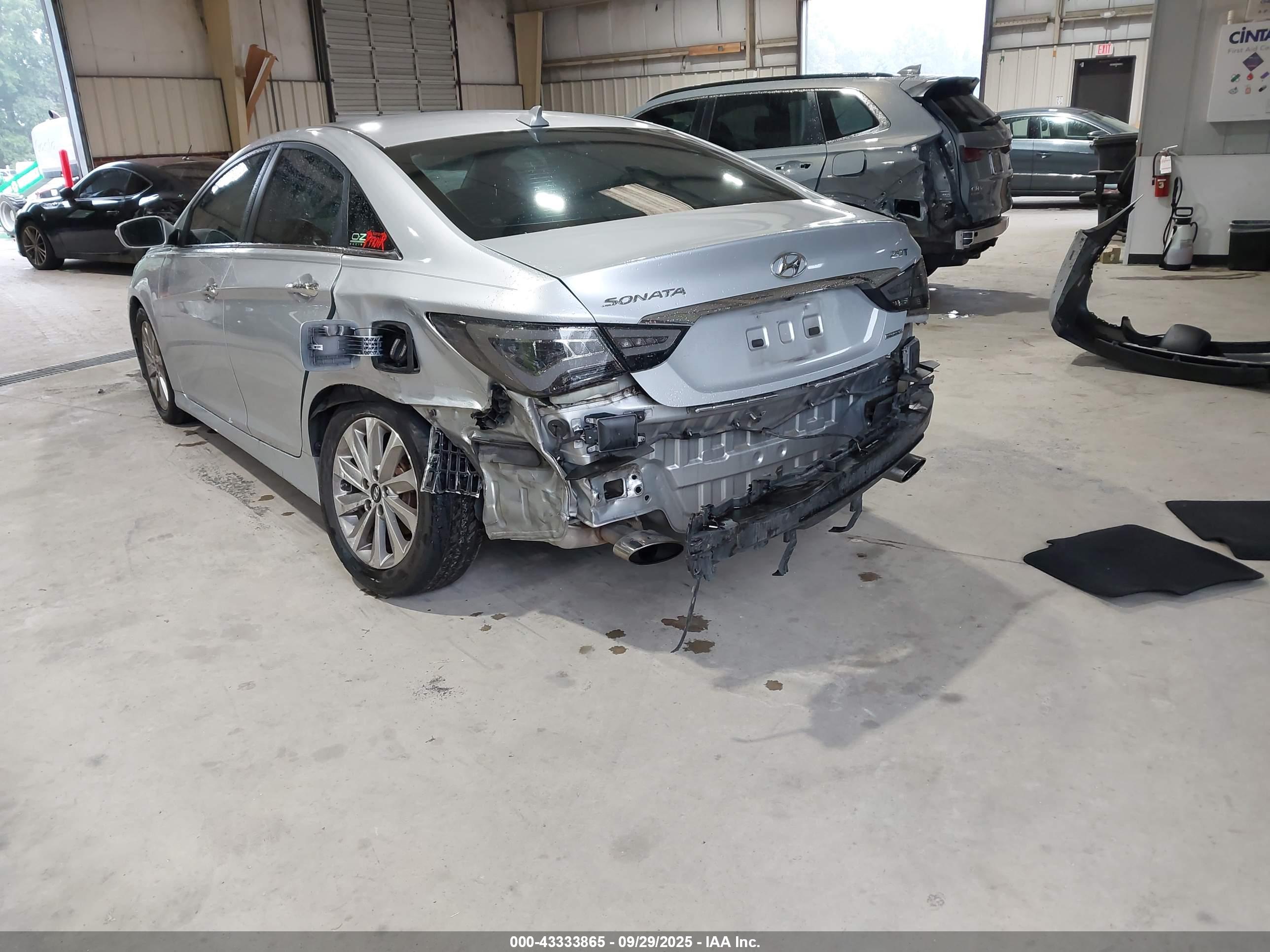HYUNDAI SONATA image 3