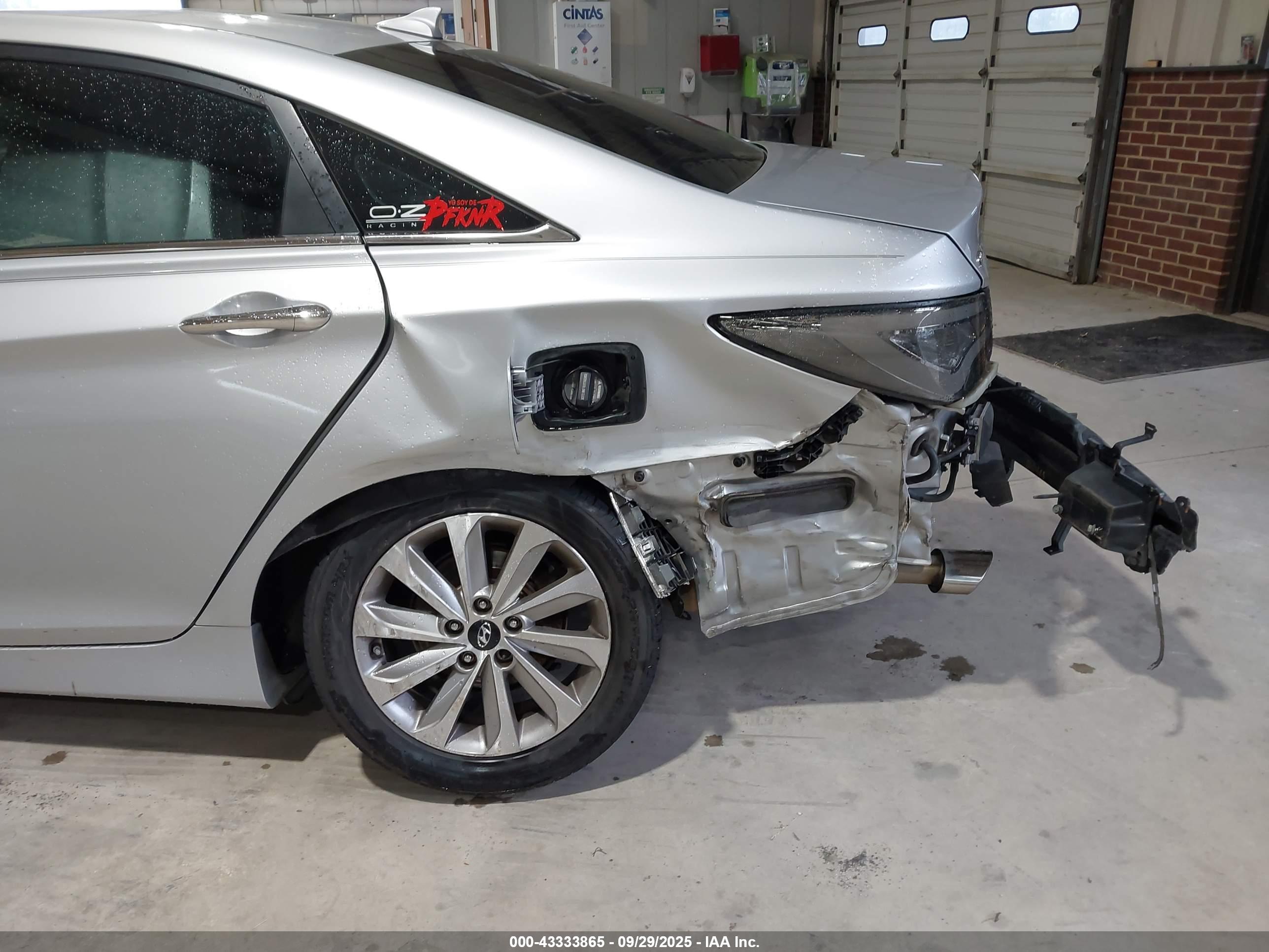 HYUNDAI SONATA image 6
