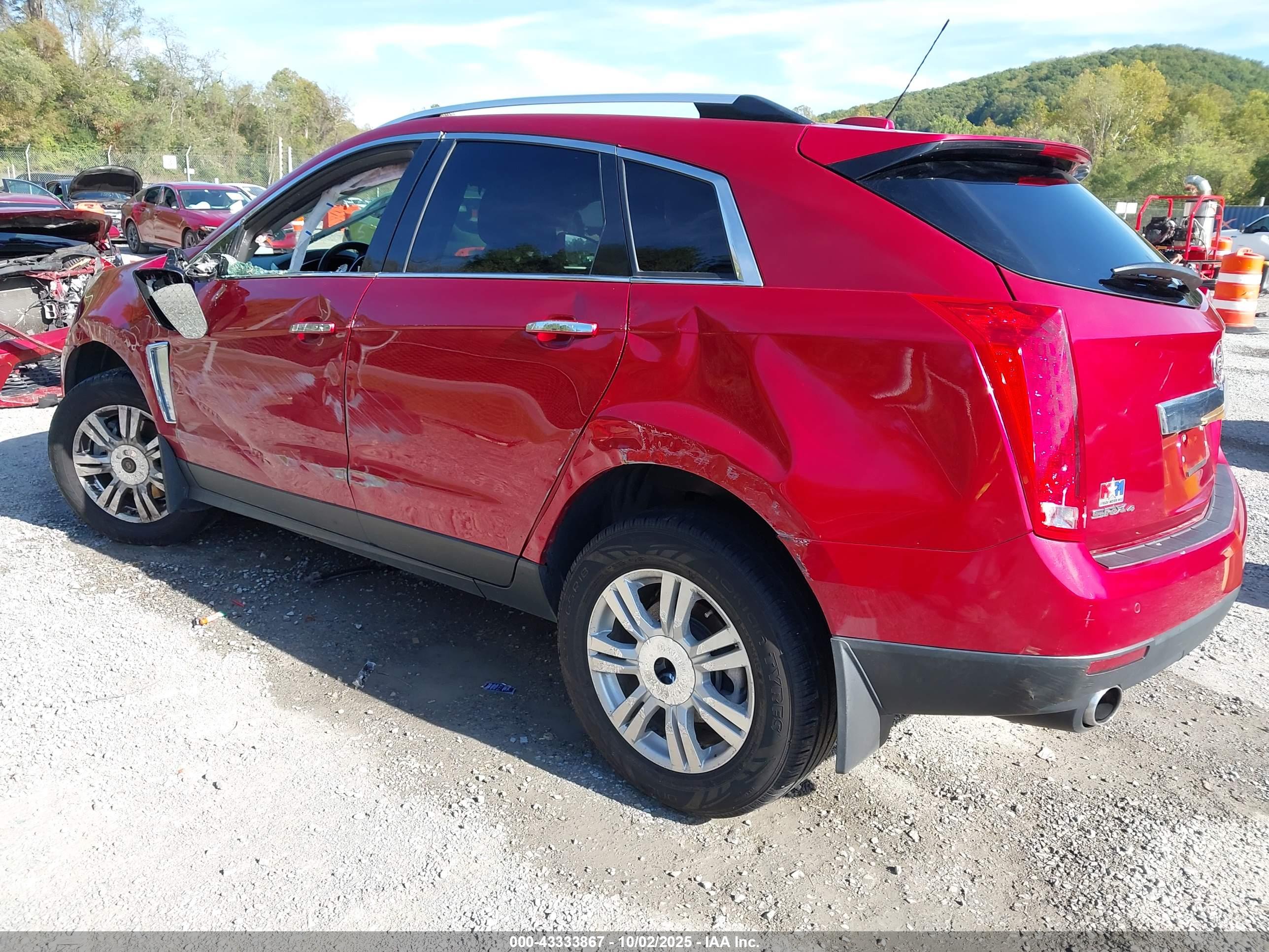 CADILLAC SRX image 3