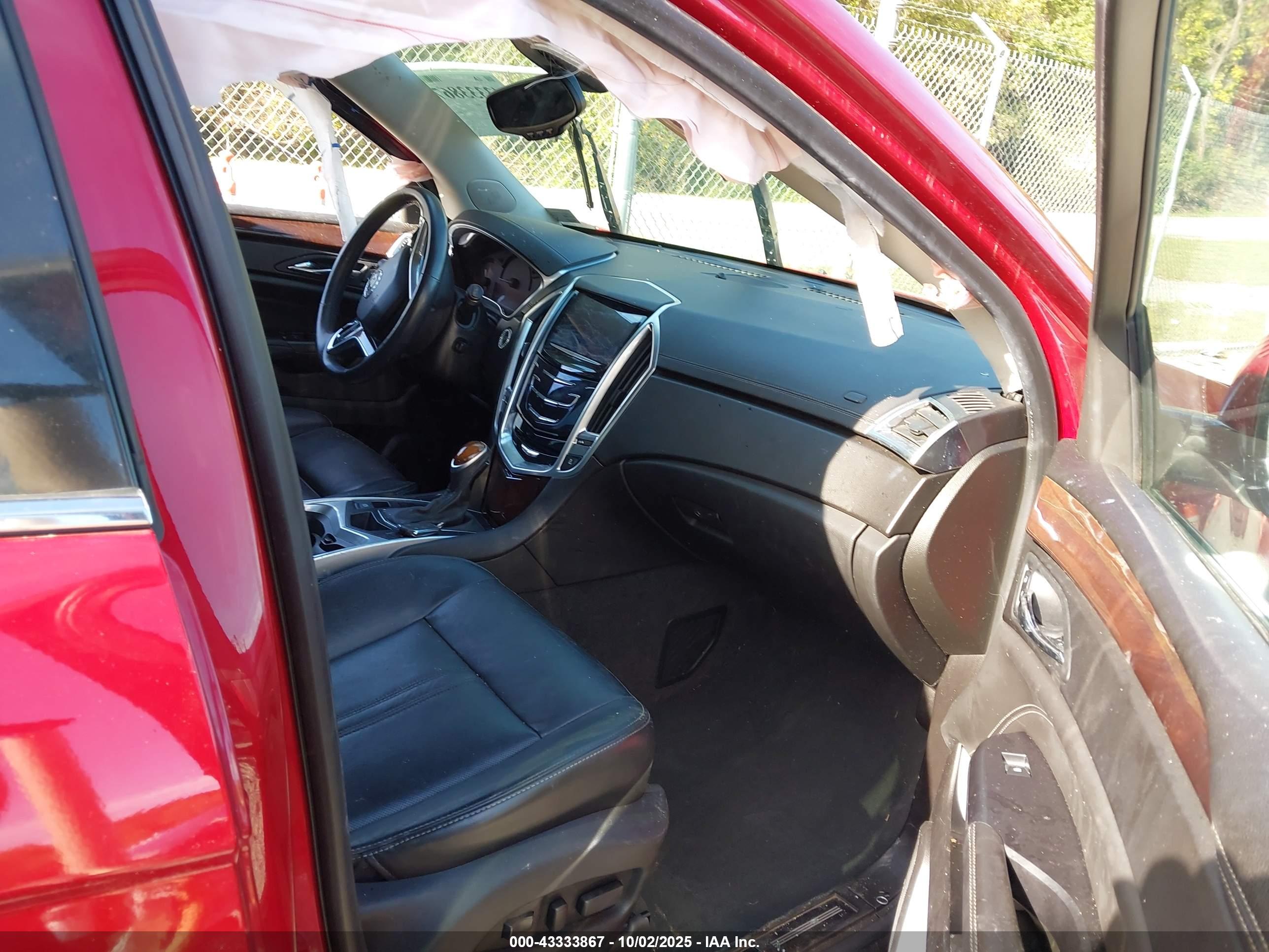 CADILLAC SRX image 5