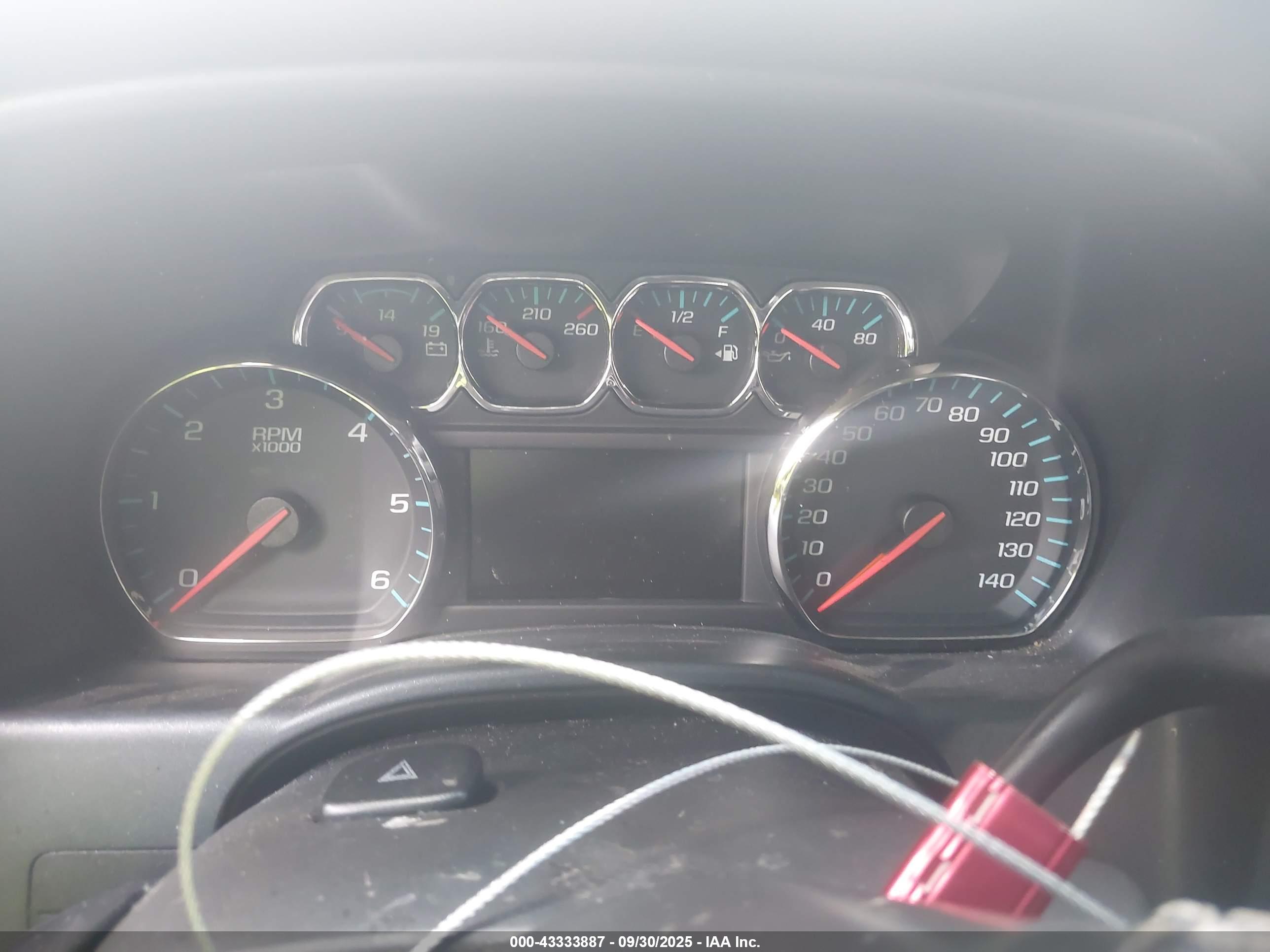 CHEVROLET SILVERADO image 7
