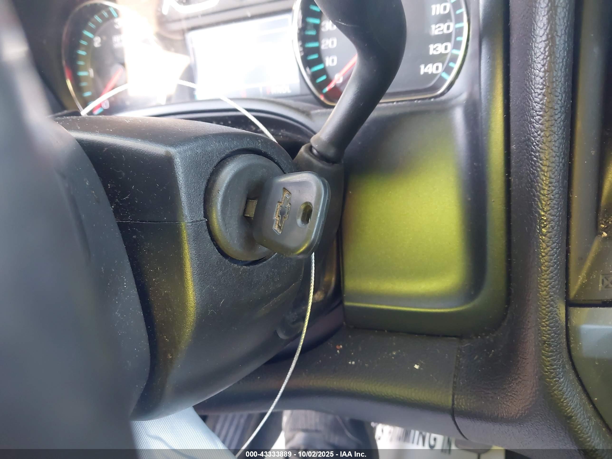CHEVROLET SILVERADO image 11
