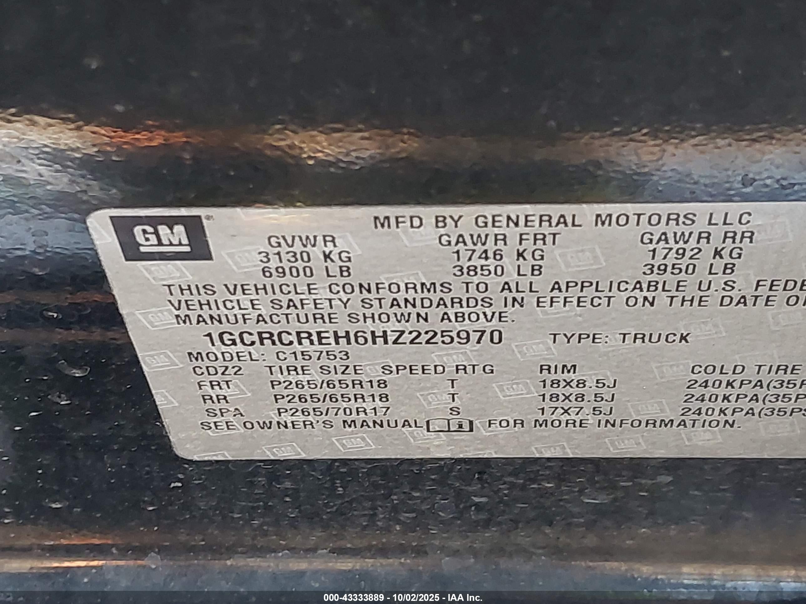 CHEVROLET SILVERADO image 9