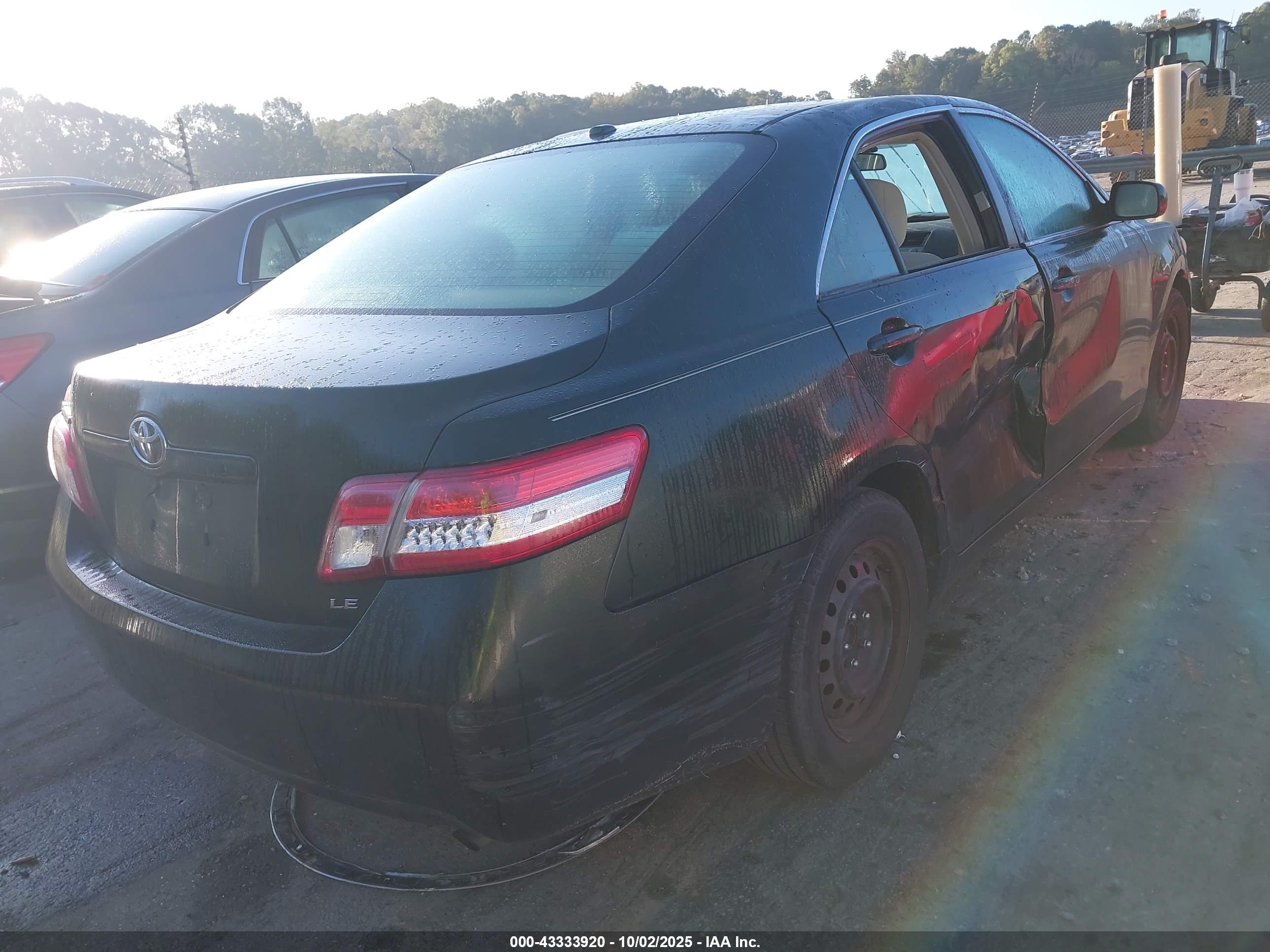 TOYOTA CAMRY image 6