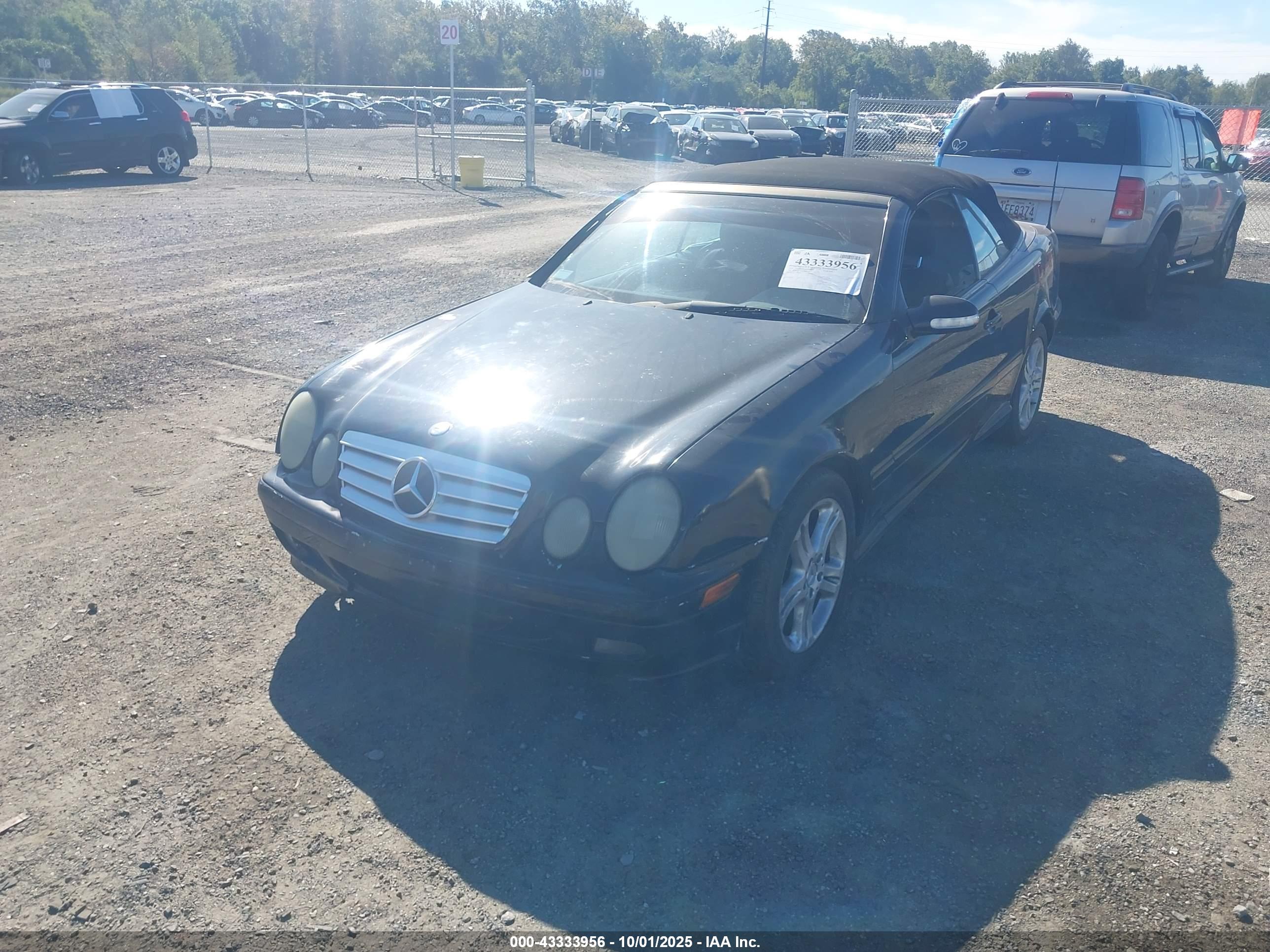 MERCEDES-BENZ CLK image 2