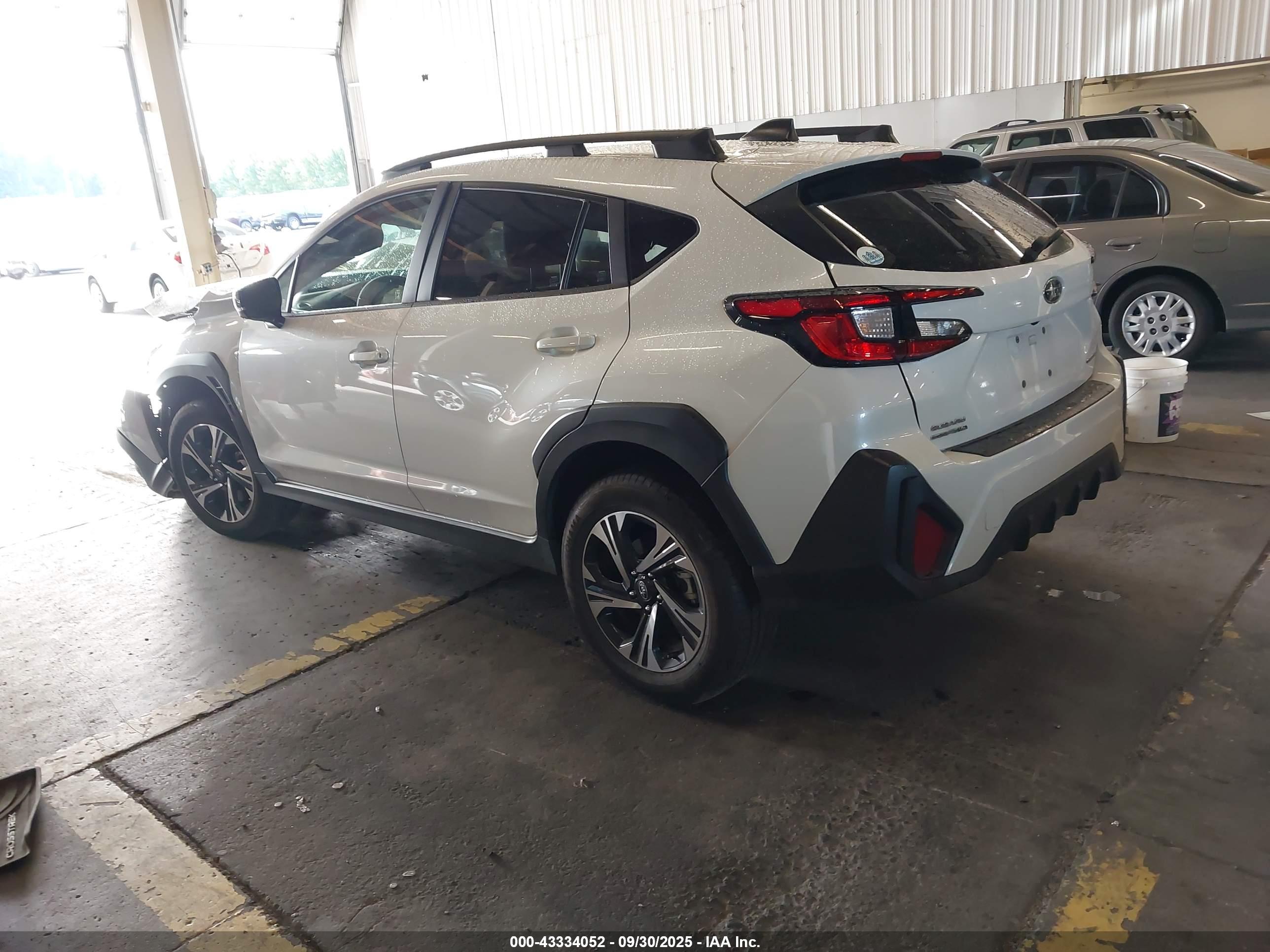 SUBARU CROSSTREK image 3