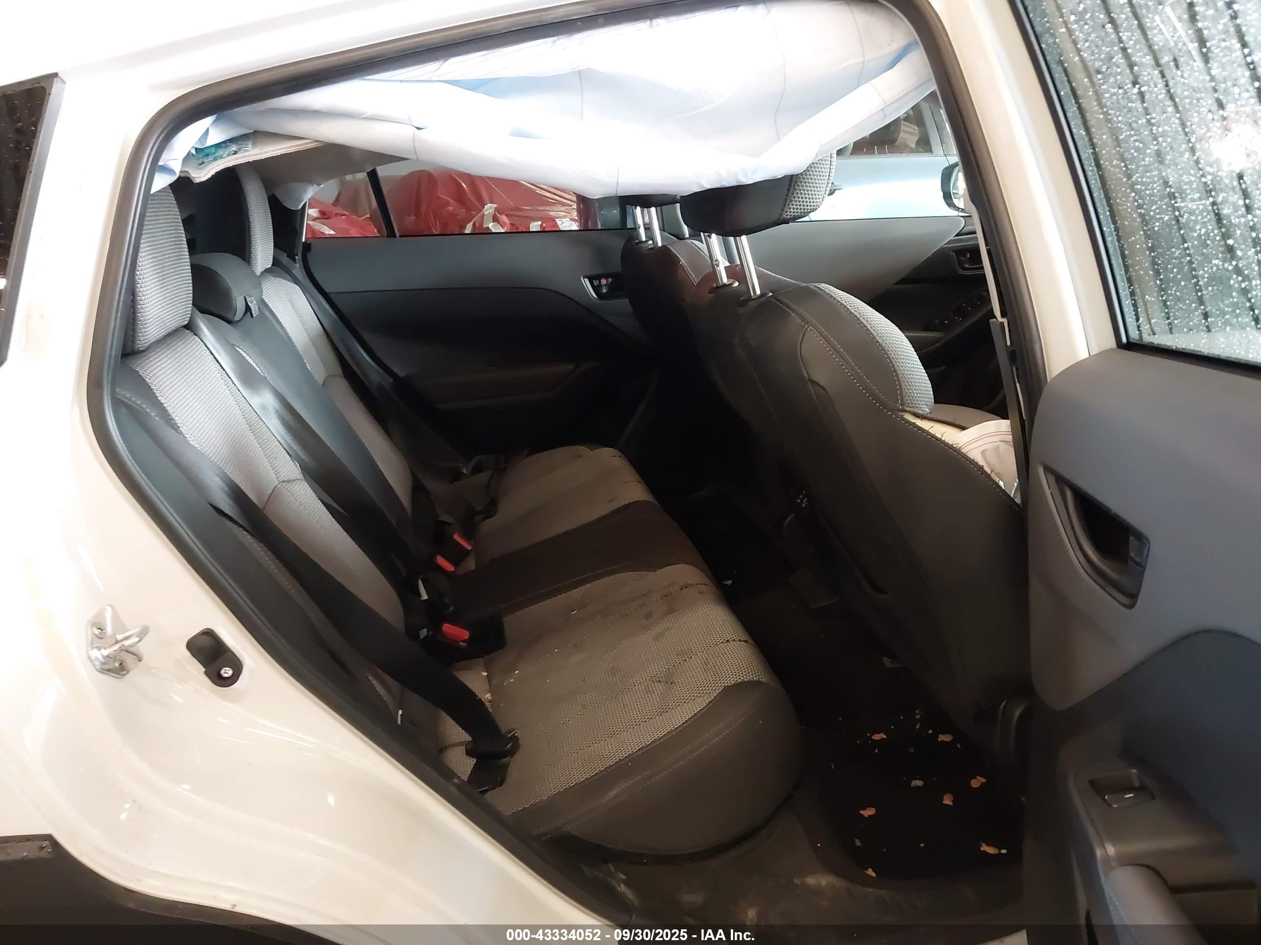 SUBARU CROSSTREK image 8