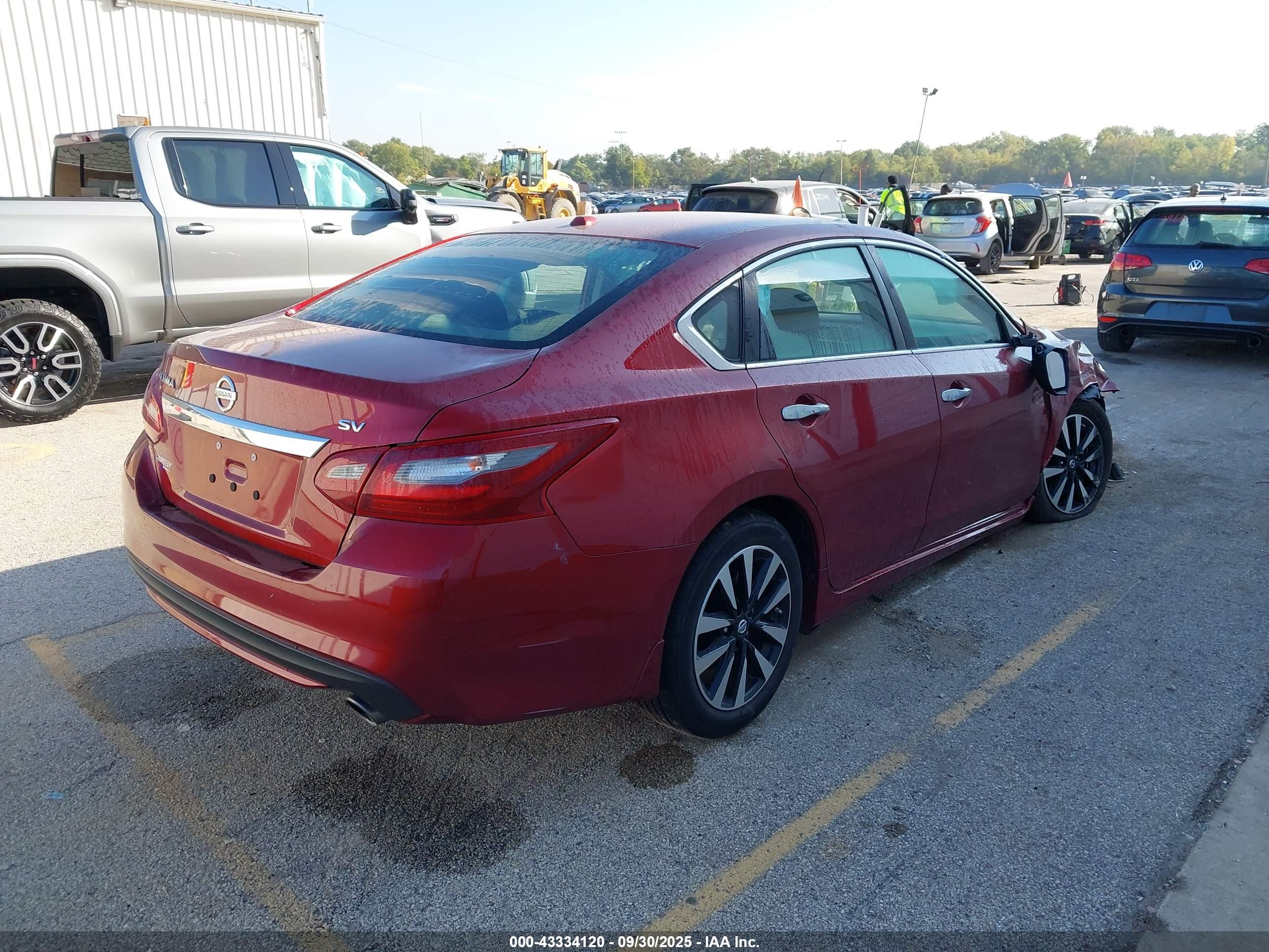 NISSAN ALTIMA image 4