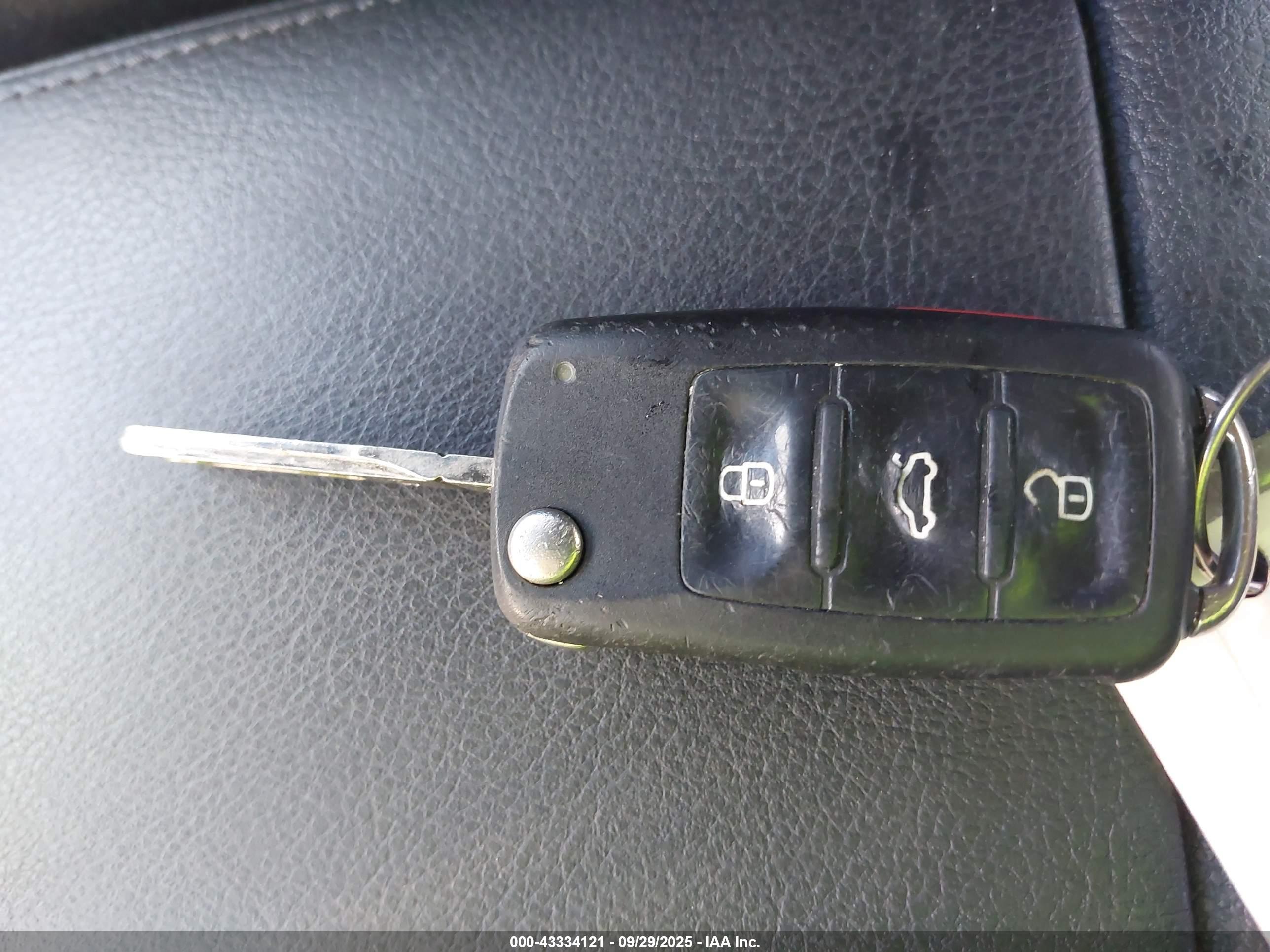 VOLKSWAGEN JETTA image 11