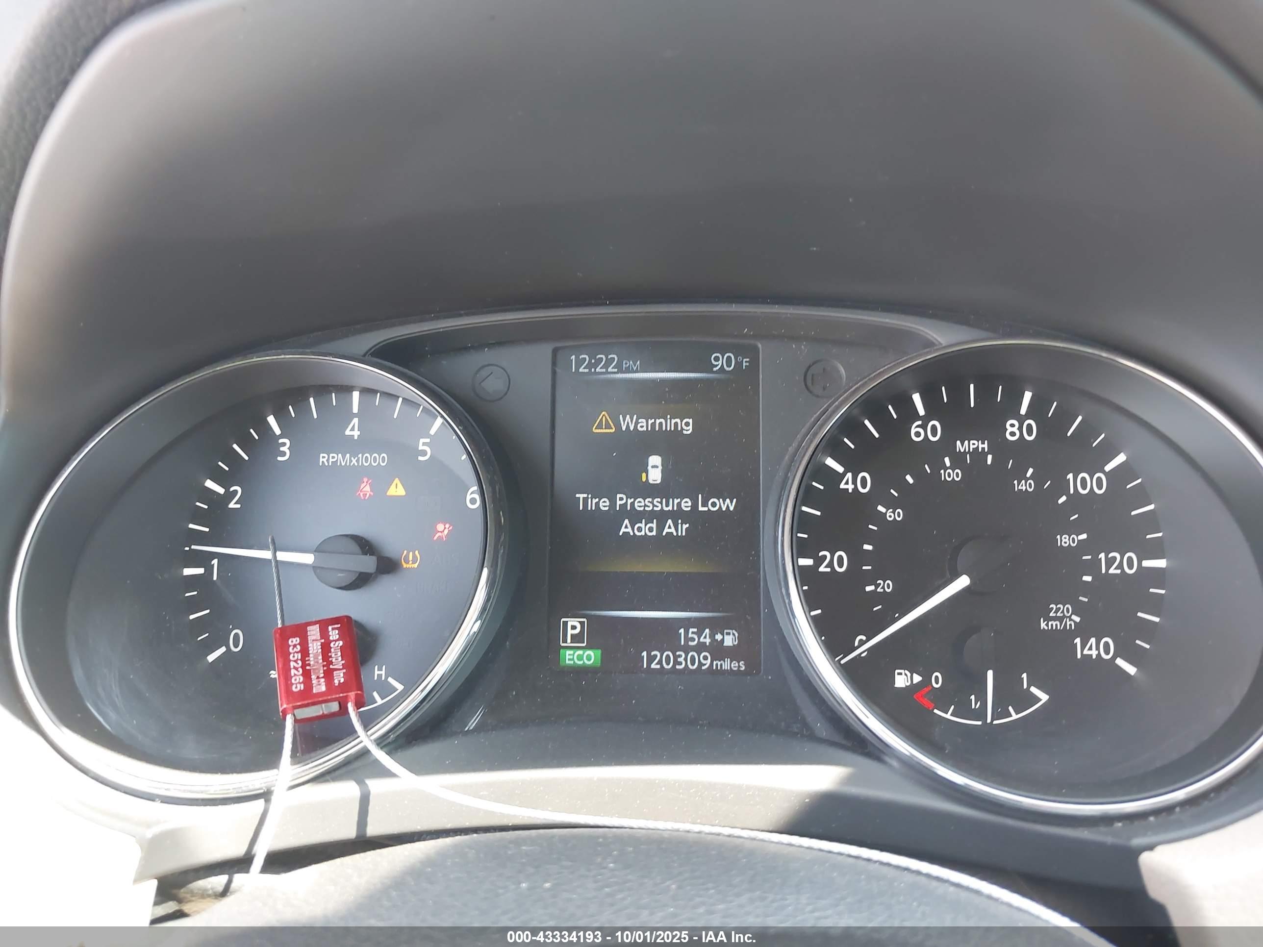 NISSAN ROGUE image 7