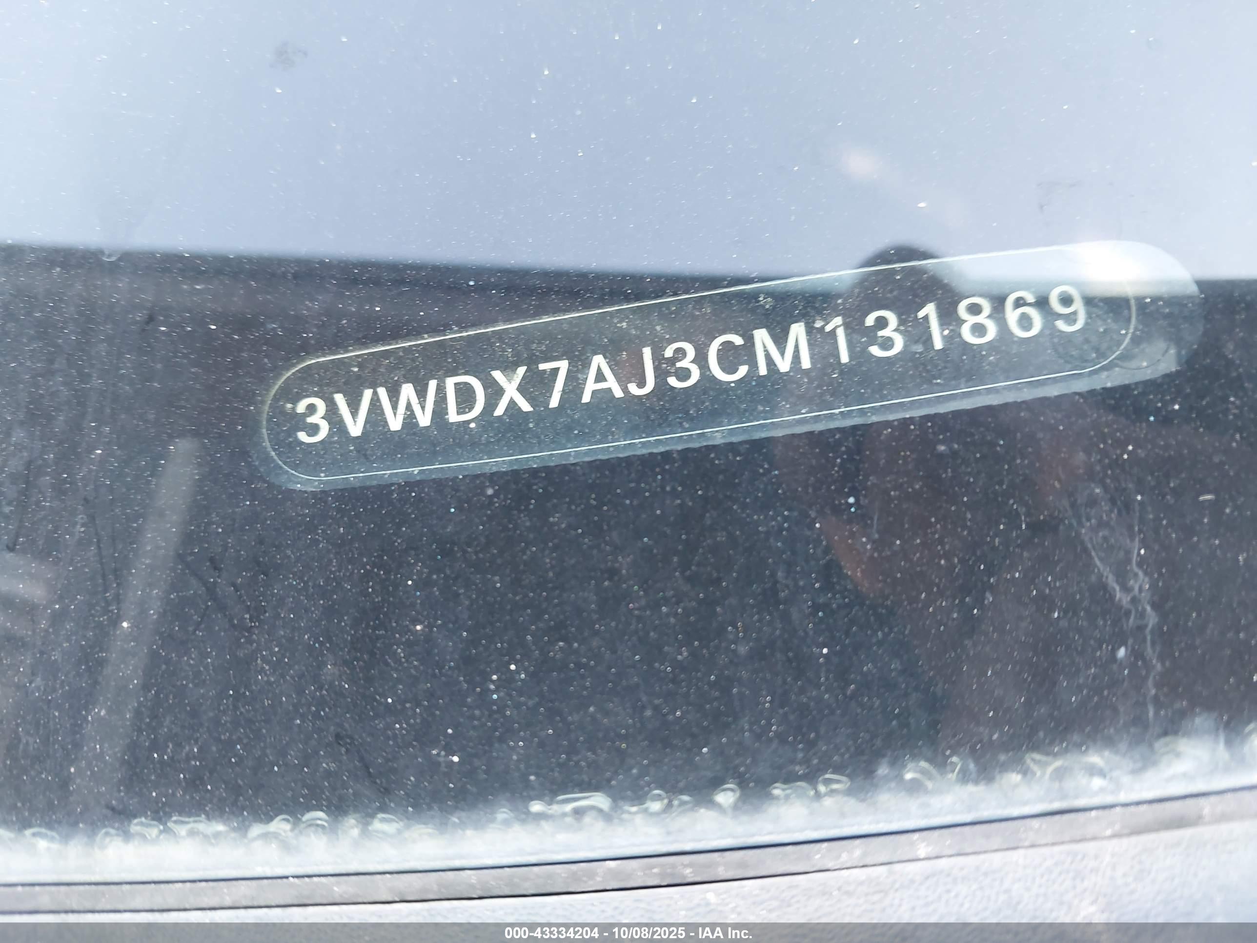 VOLKSWAGEN JETTA image 9