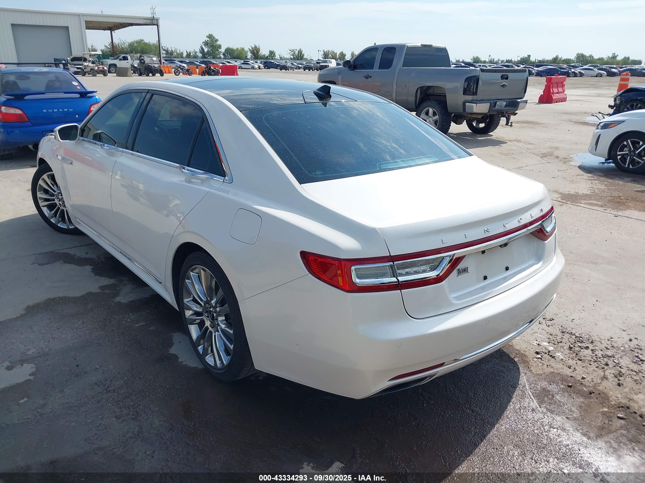 LINCOLN CONTINENTAL image 3