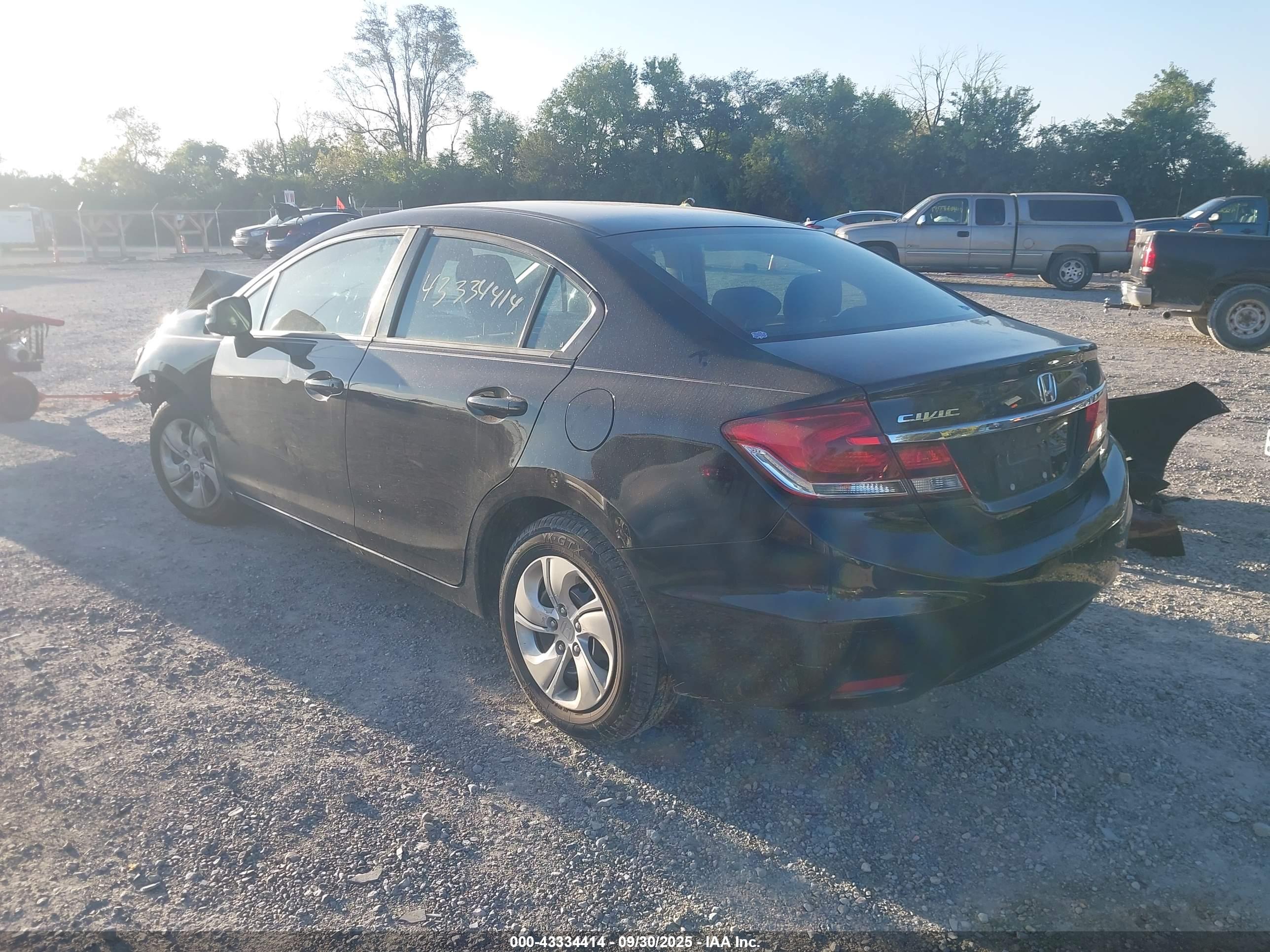 HONDA CIVIC image 3