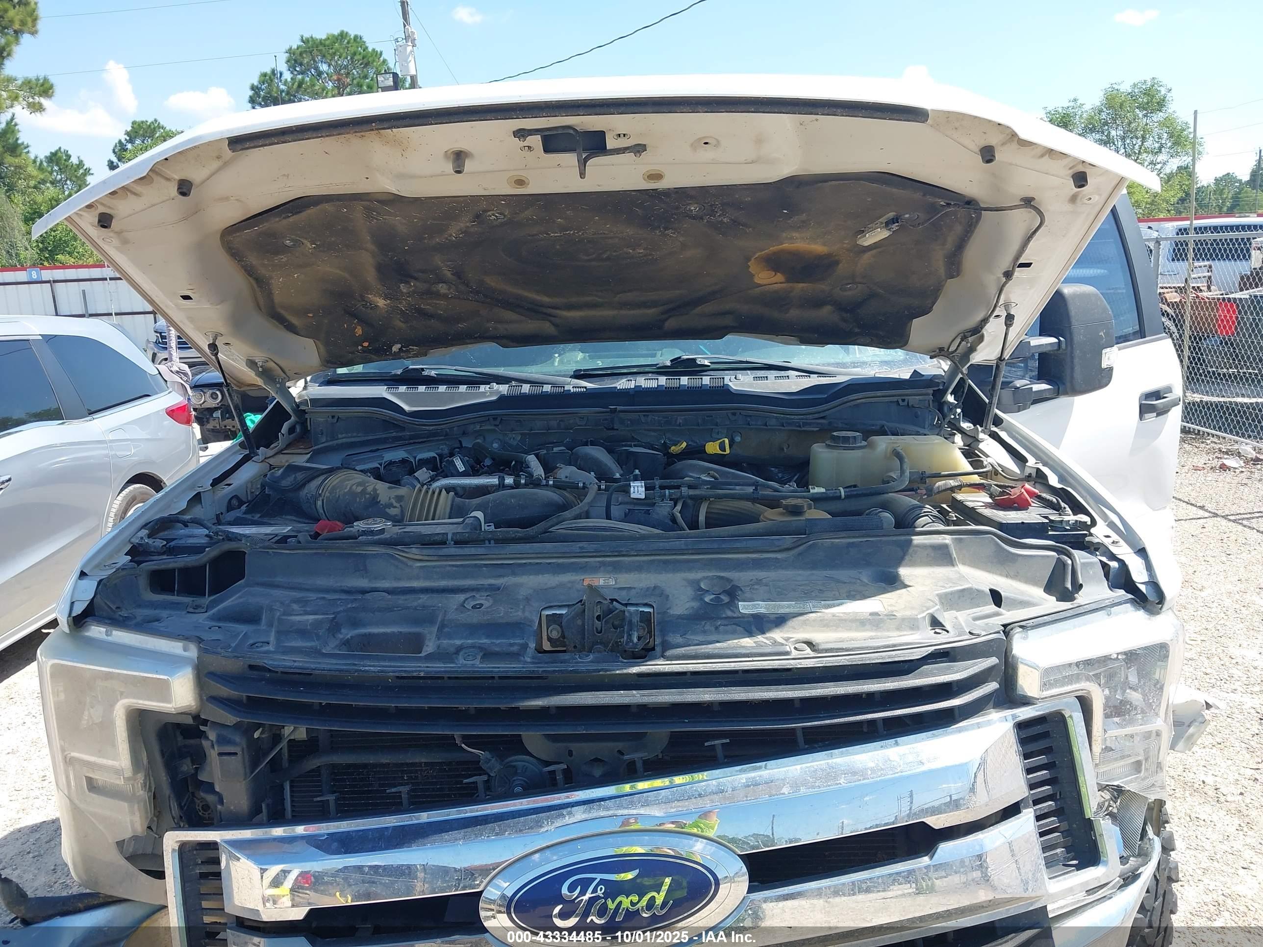 FORD F-250 image 10