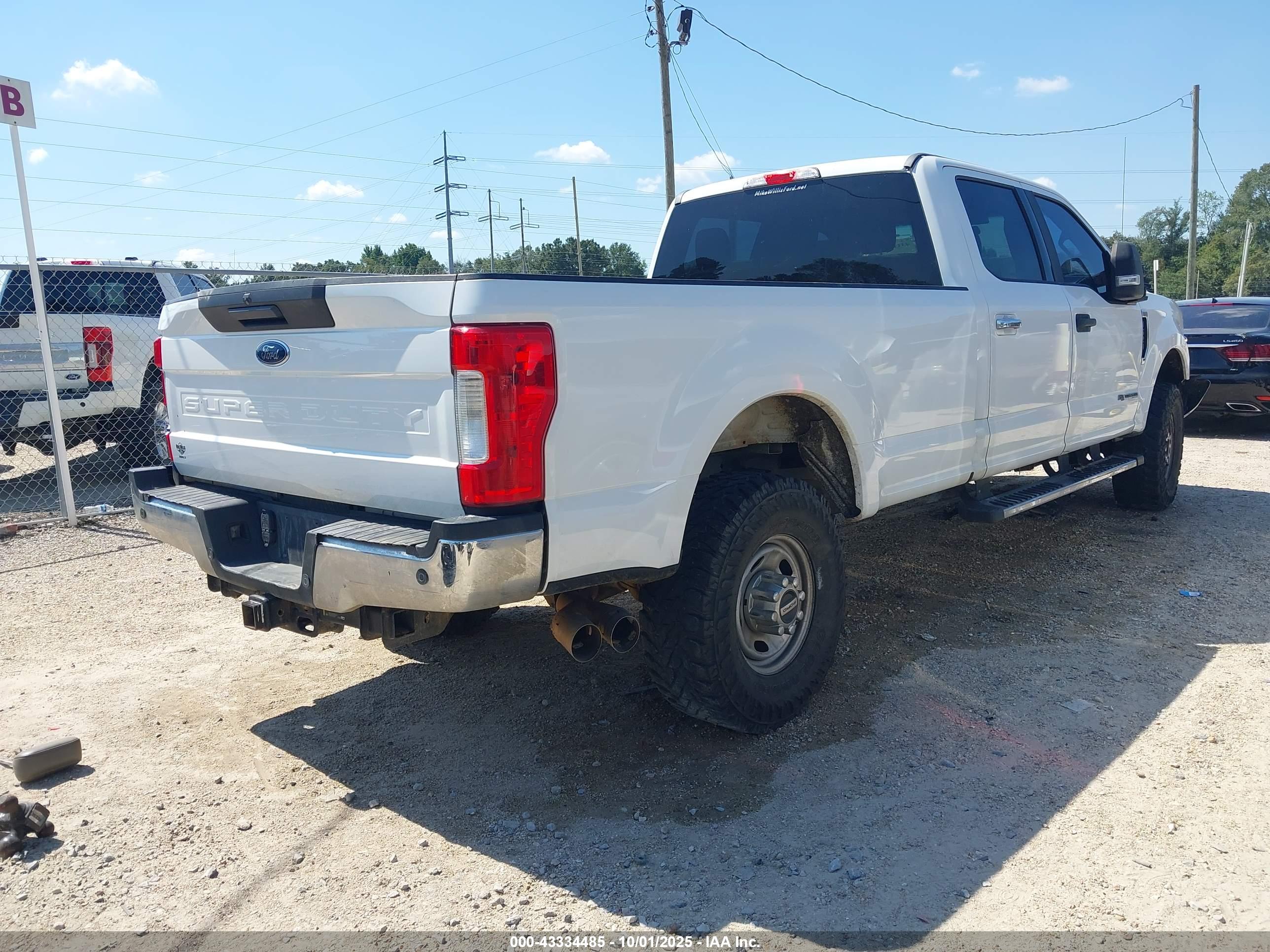 FORD F-250 image 4