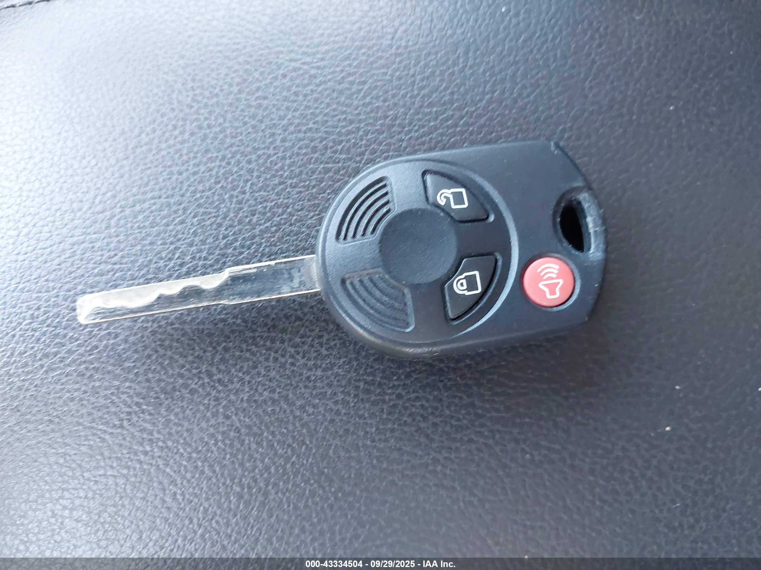 FORD ESCAPE image 11