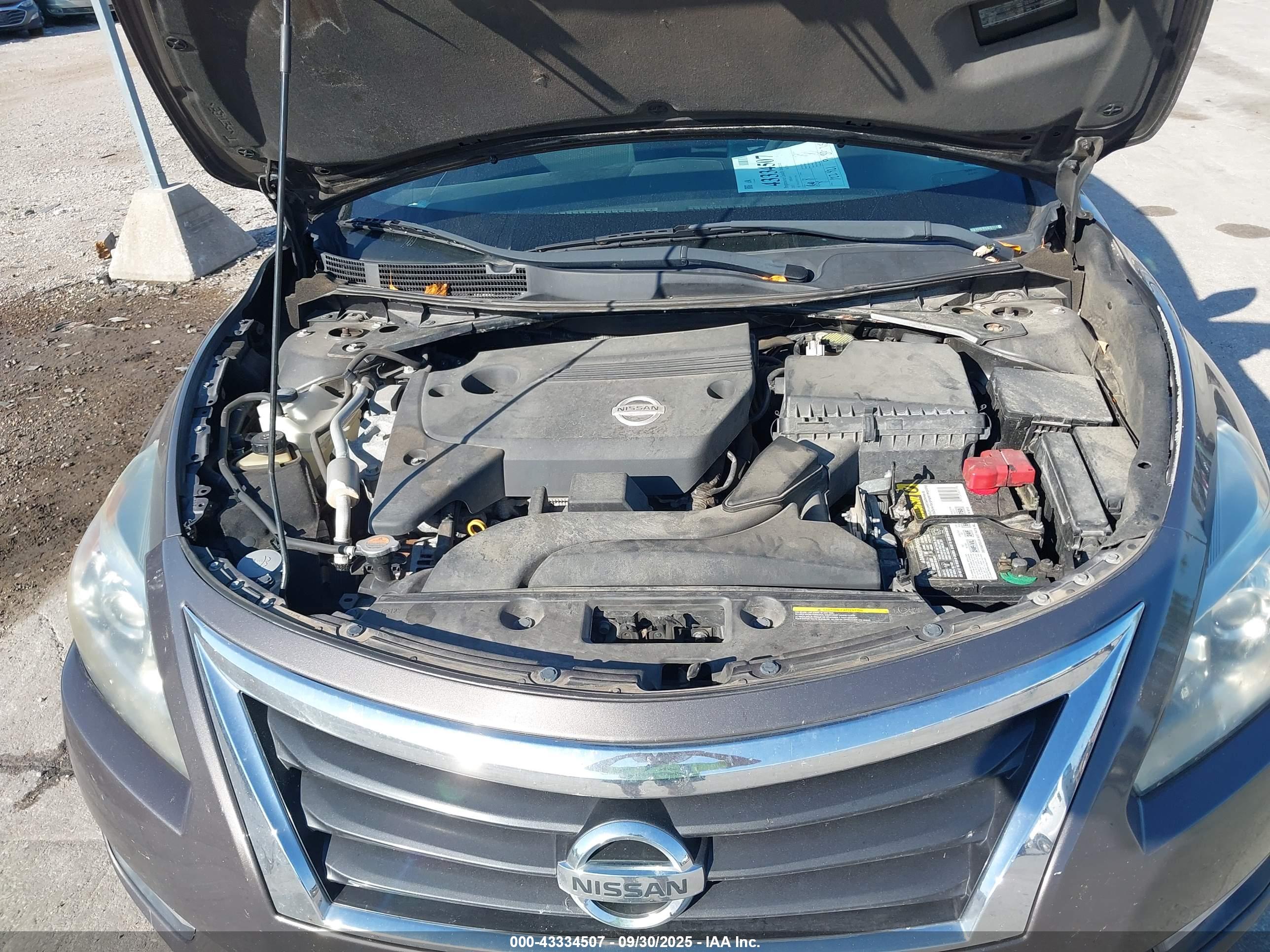 NISSAN ALTIMA image 10