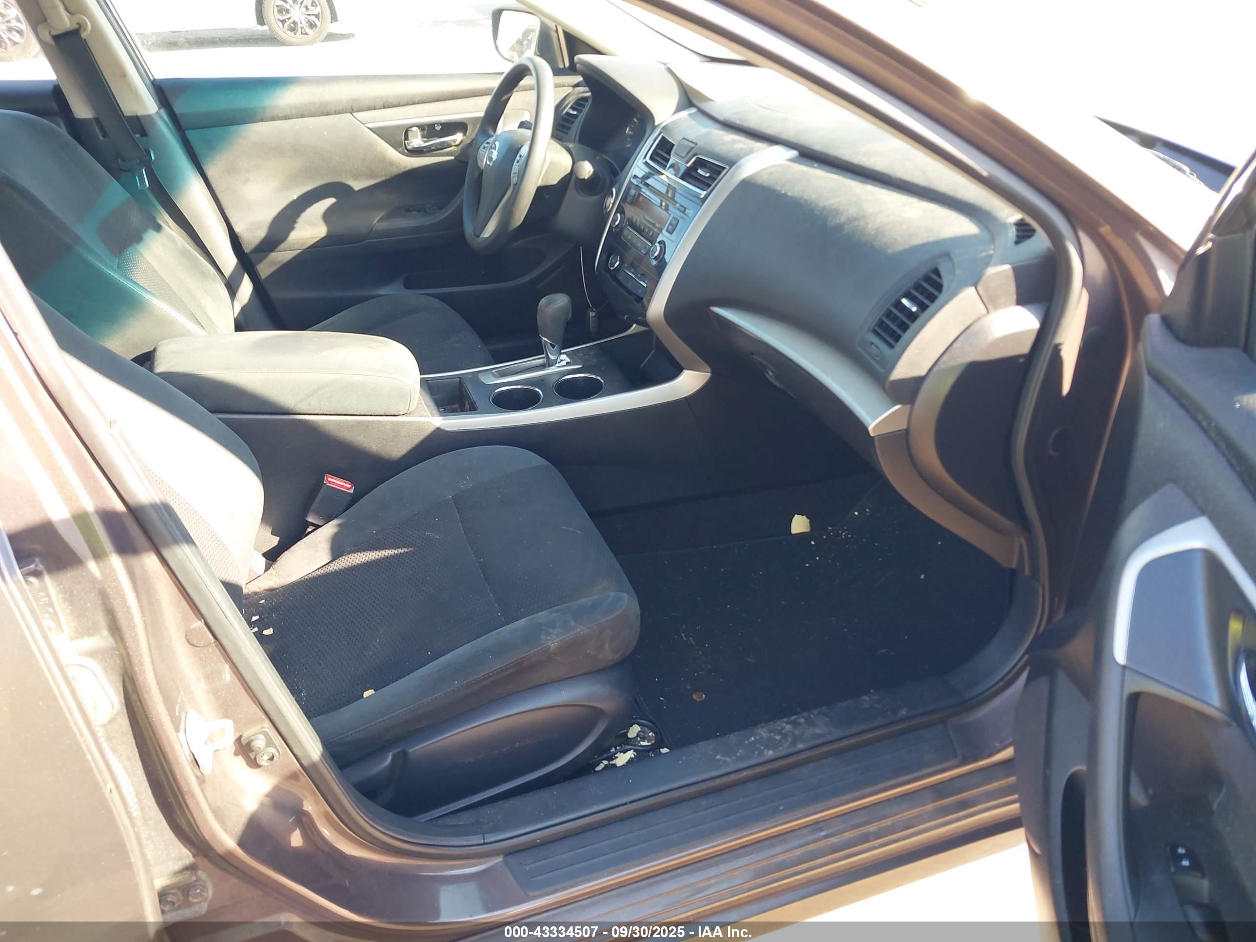 NISSAN ALTIMA image 5