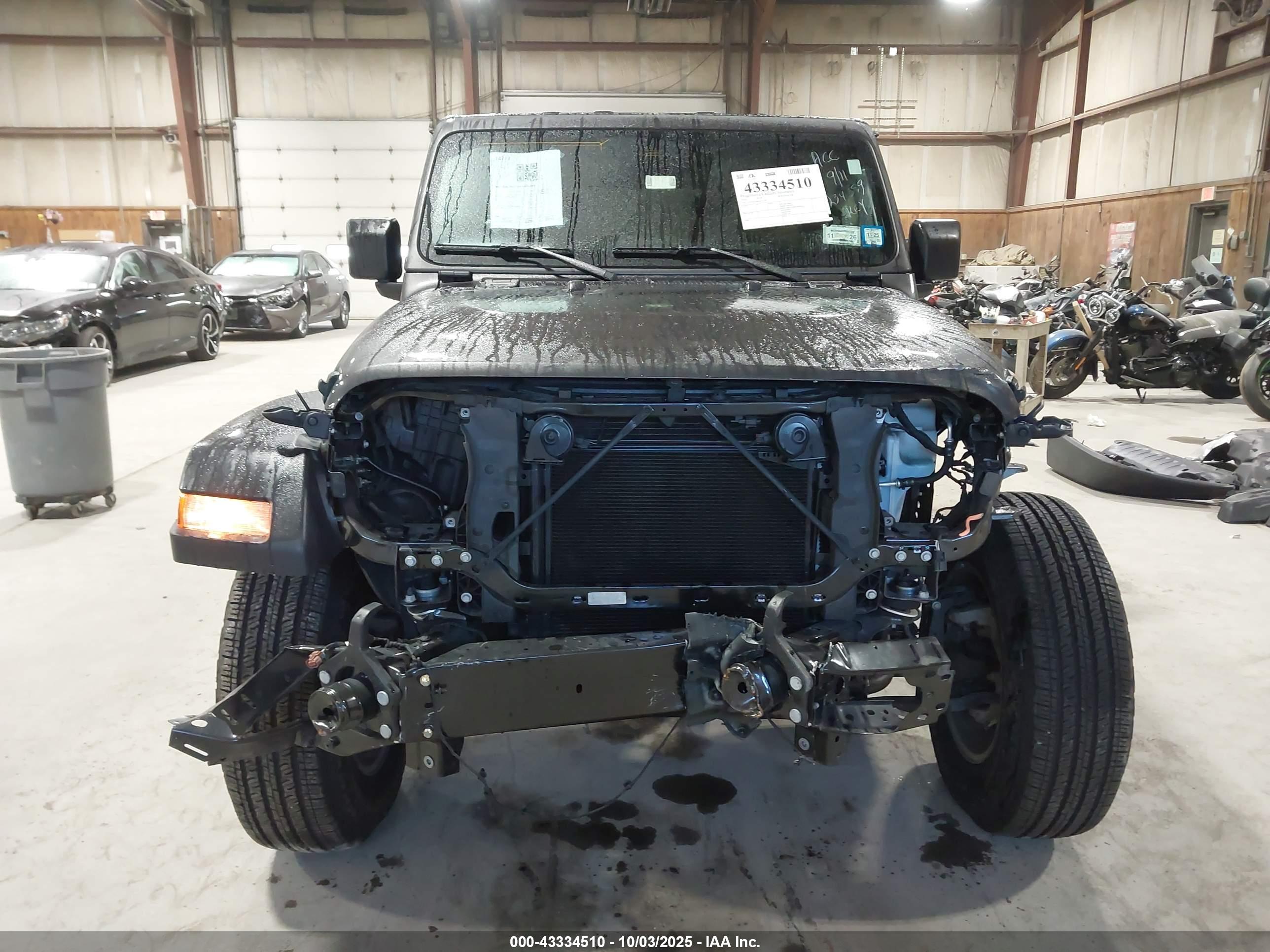JEEP WRANGLER image 6