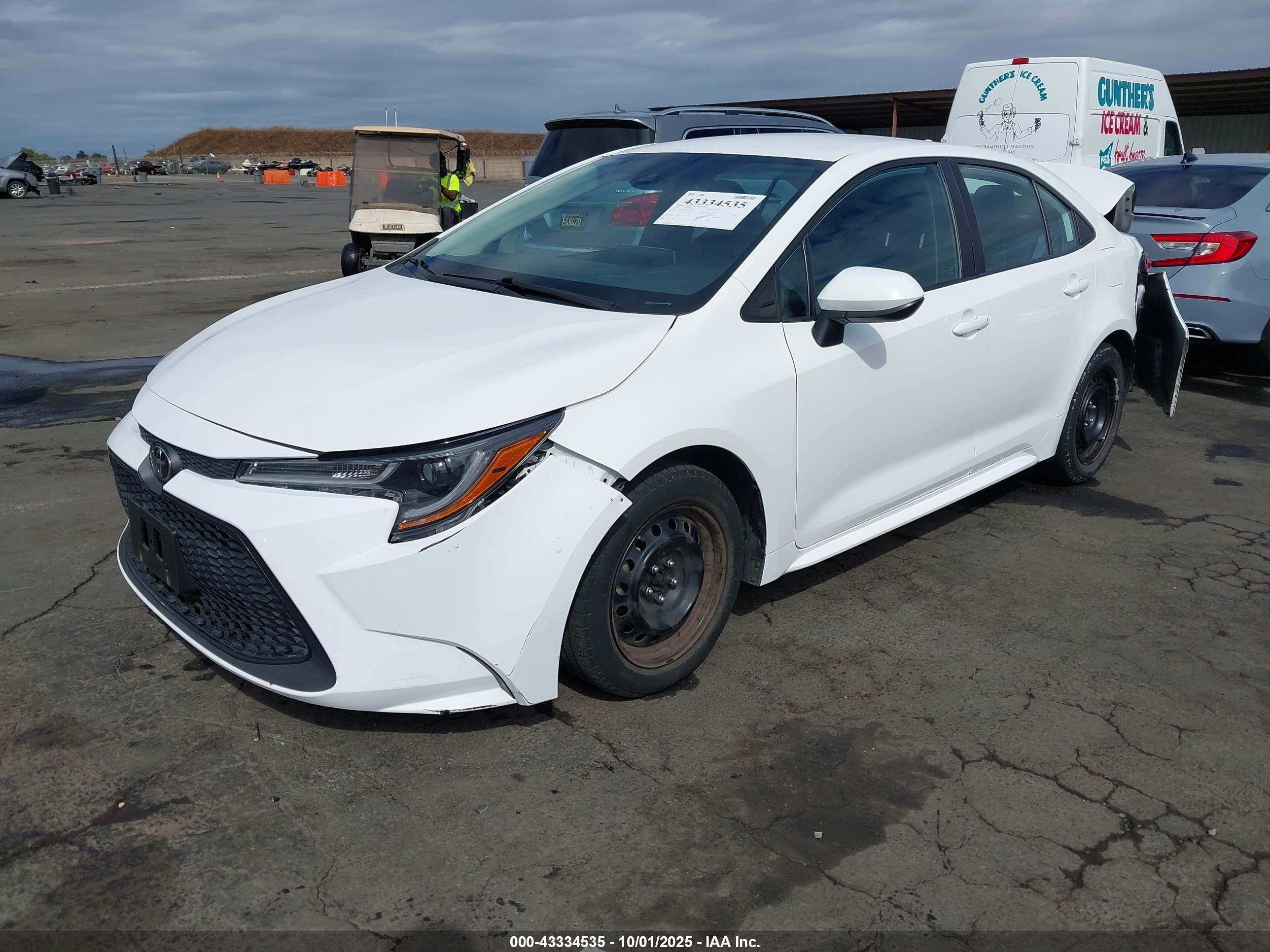 TOYOTA COROLLA image 2