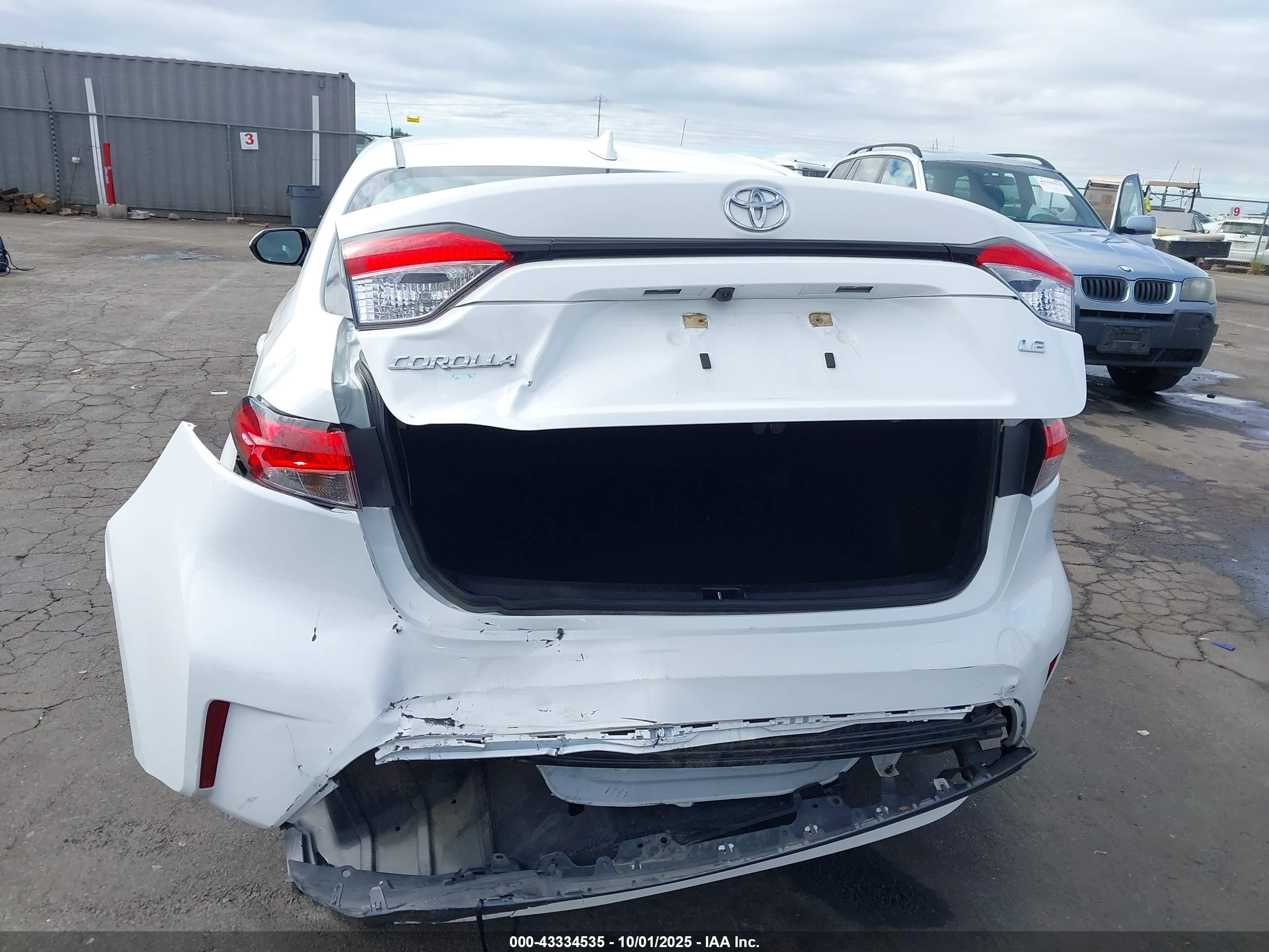 TOYOTA COROLLA image 6