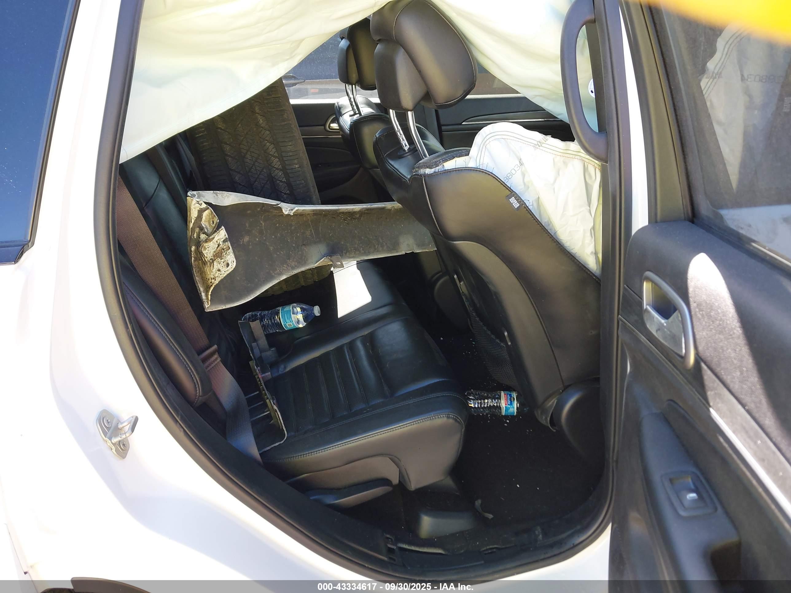 JEEP GRAND image 8