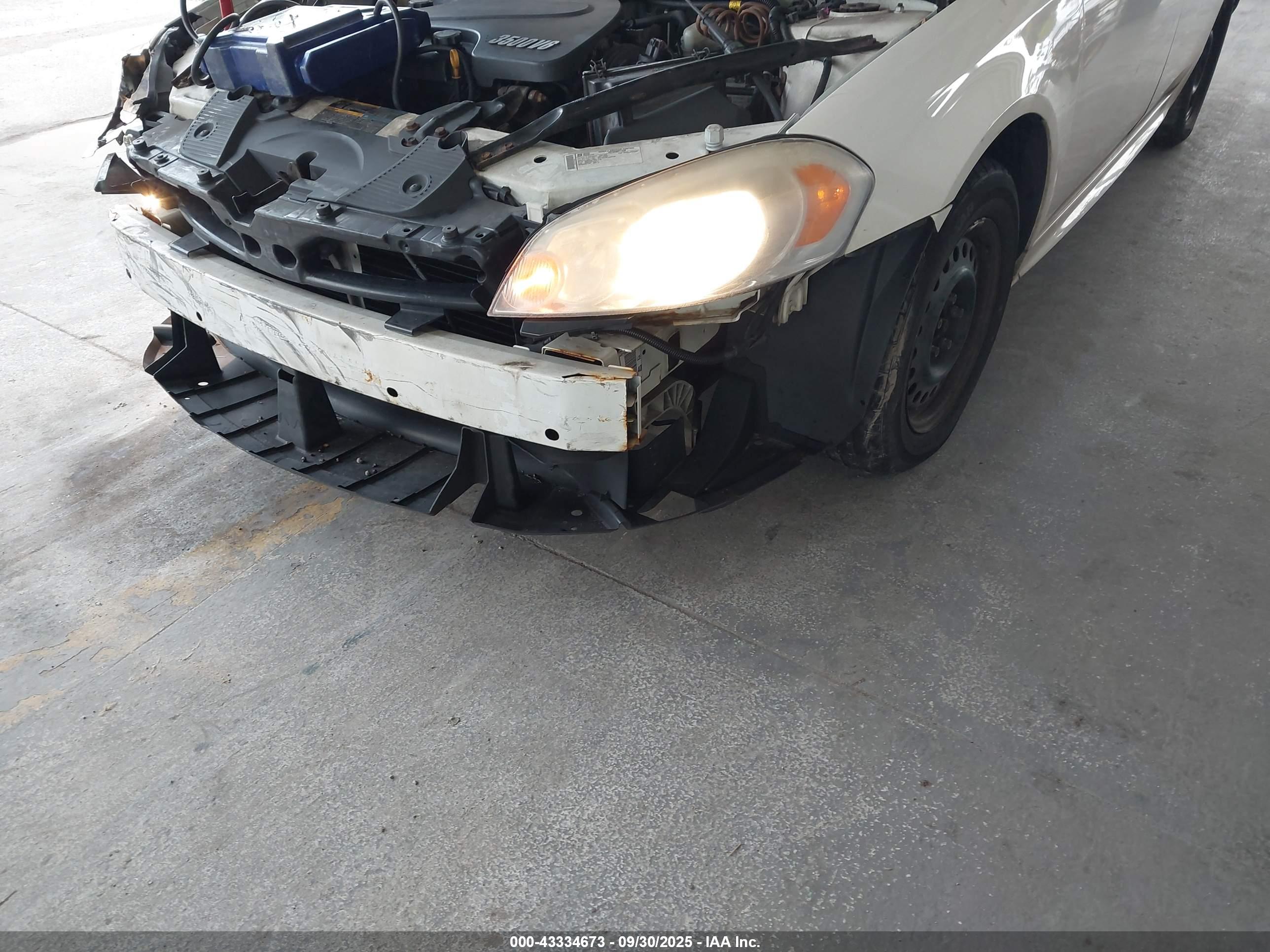 CHEVROLET IMPALA image 6