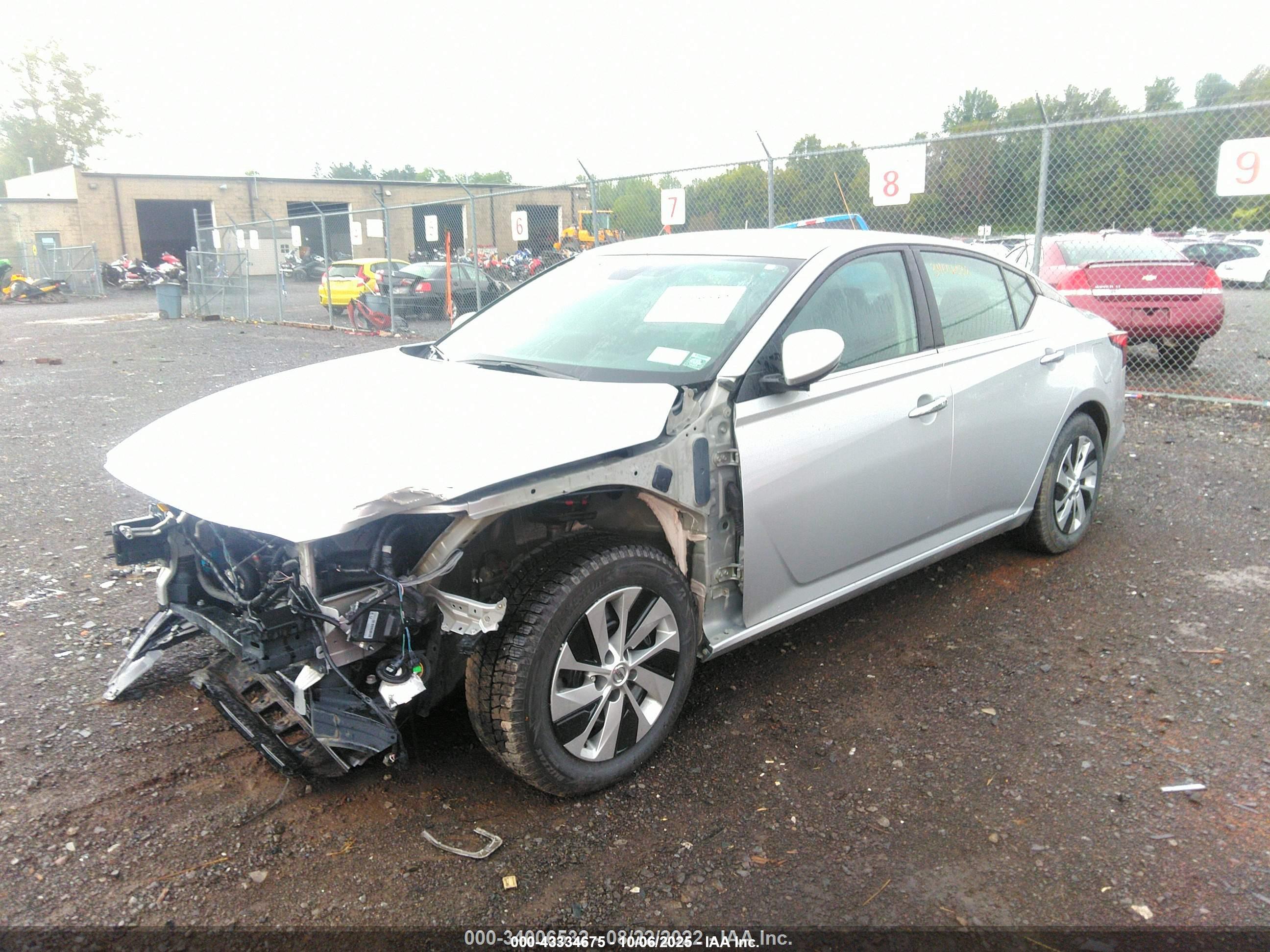 NISSAN ALTIMA image 2