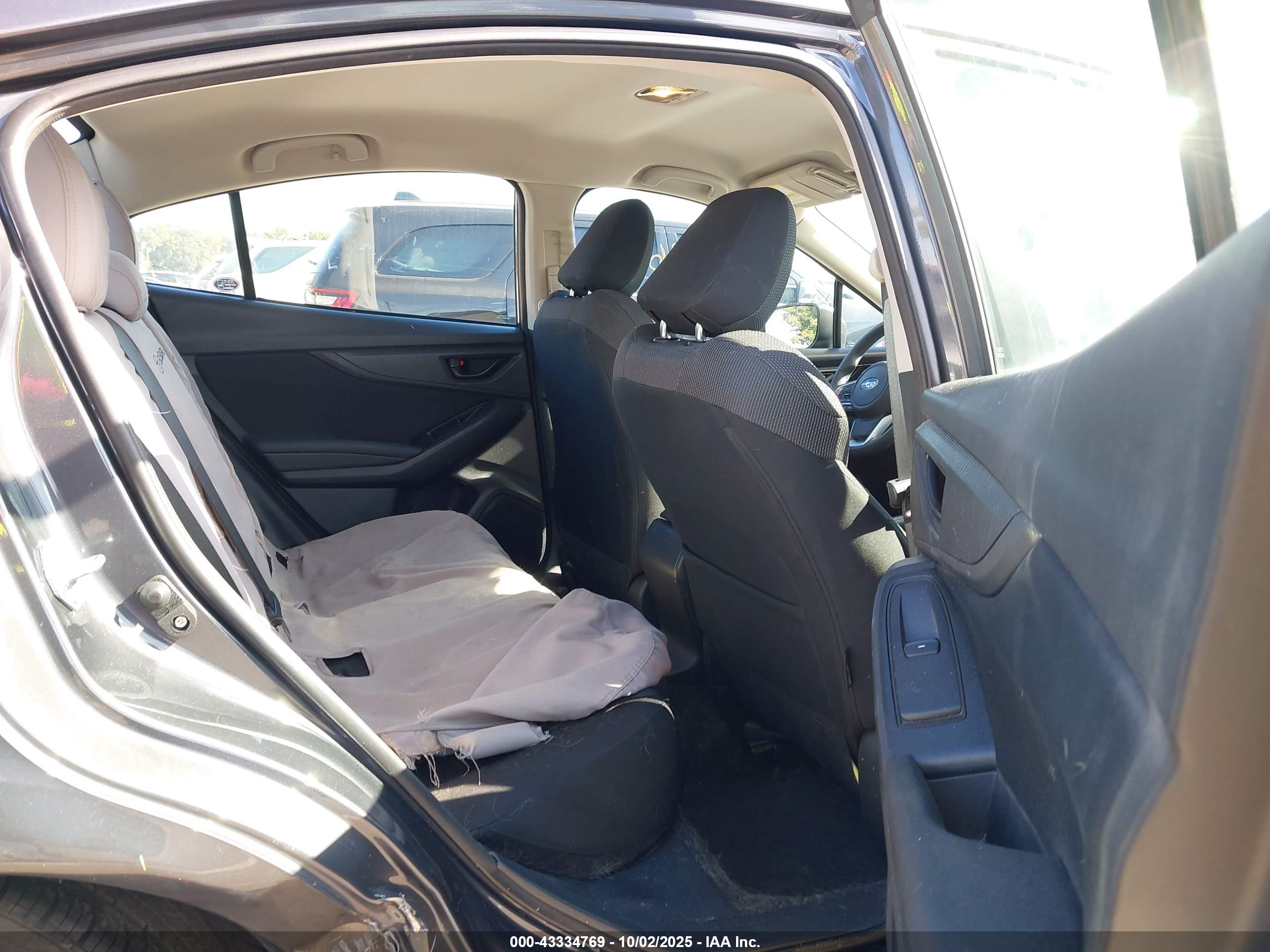 SUBARU IMPREZA image 8