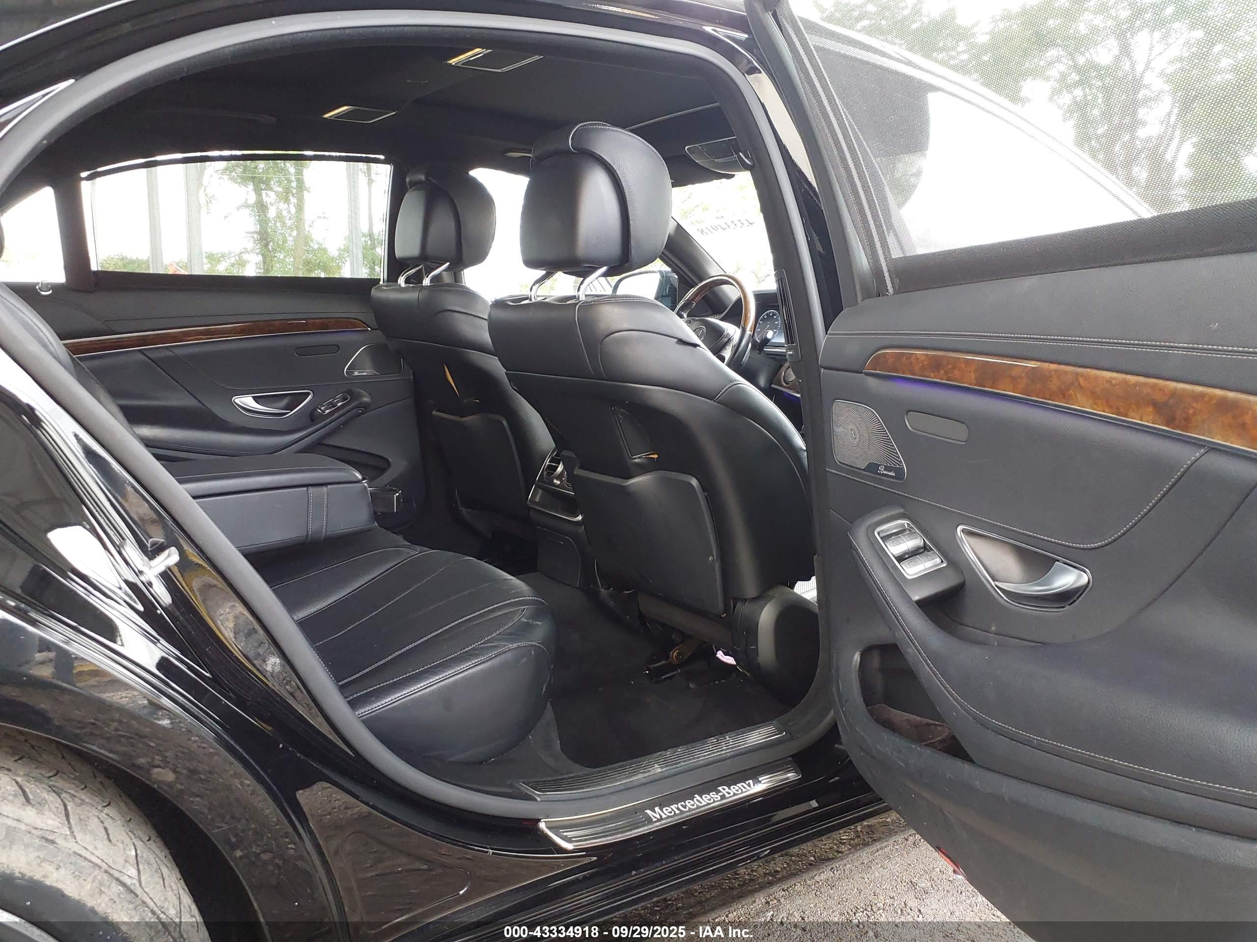 MERCEDES-BENZ S image 8