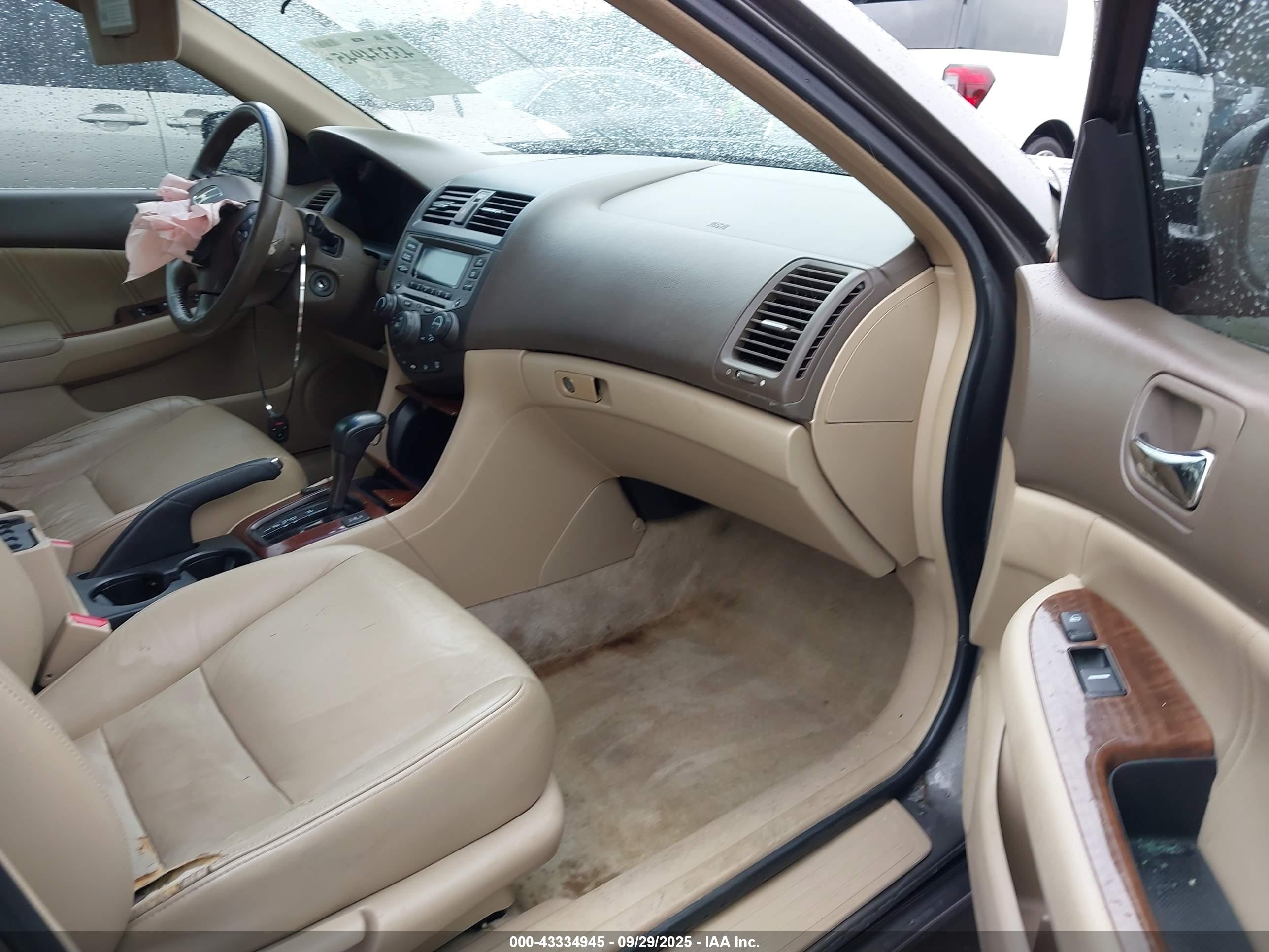 HONDA ACCORD image 5