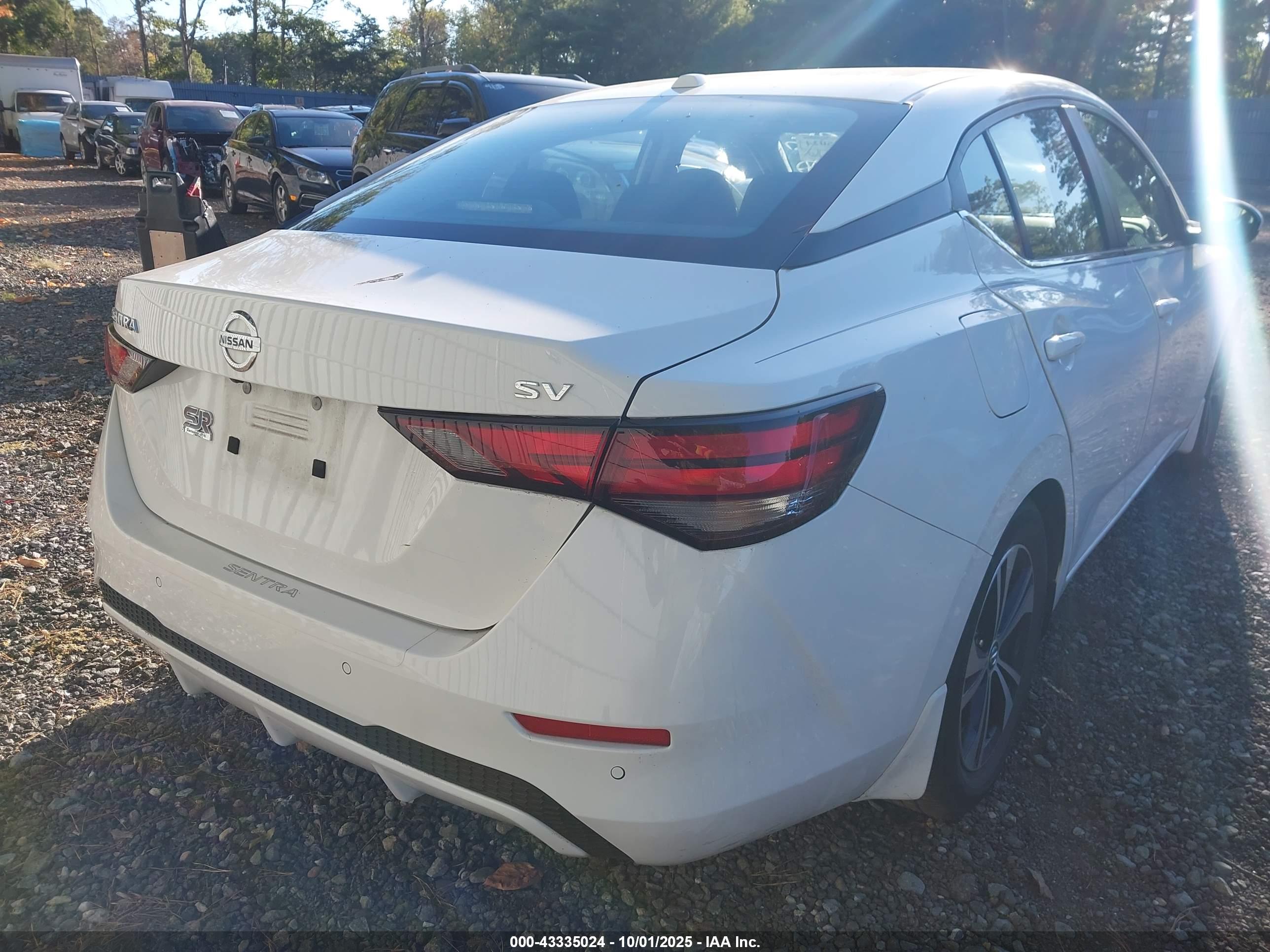 NISSAN SENTRA image 4