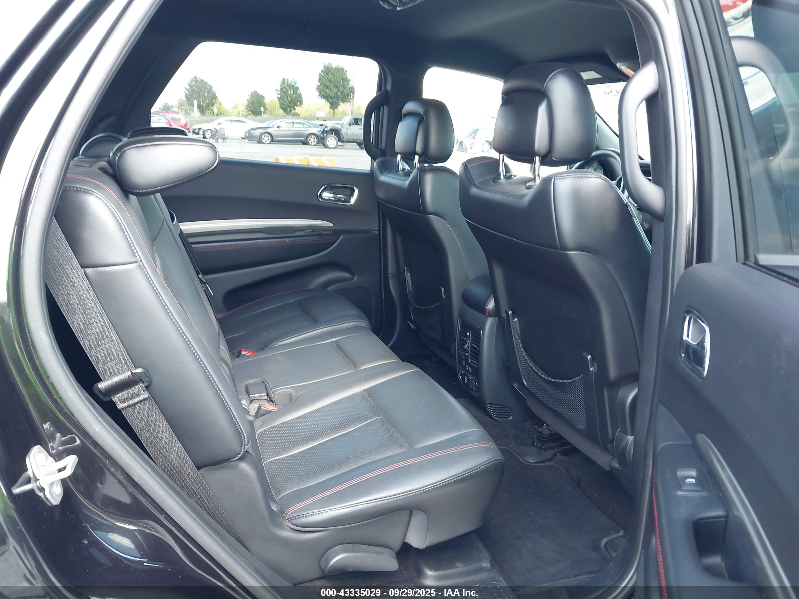 DODGE DURANGO image 8