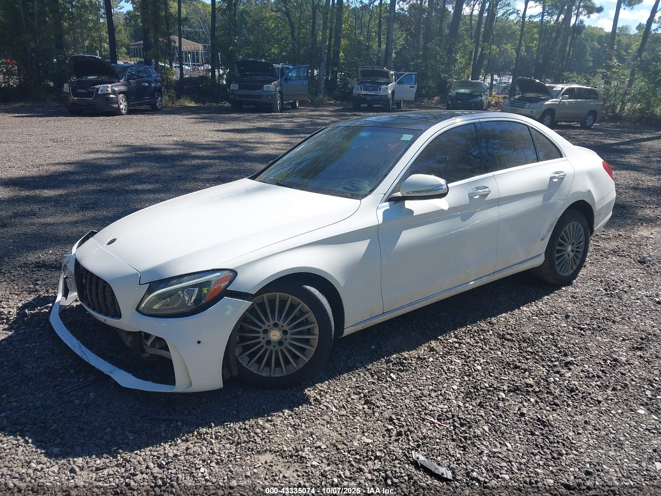 MERCEDES-BENZ C image 2