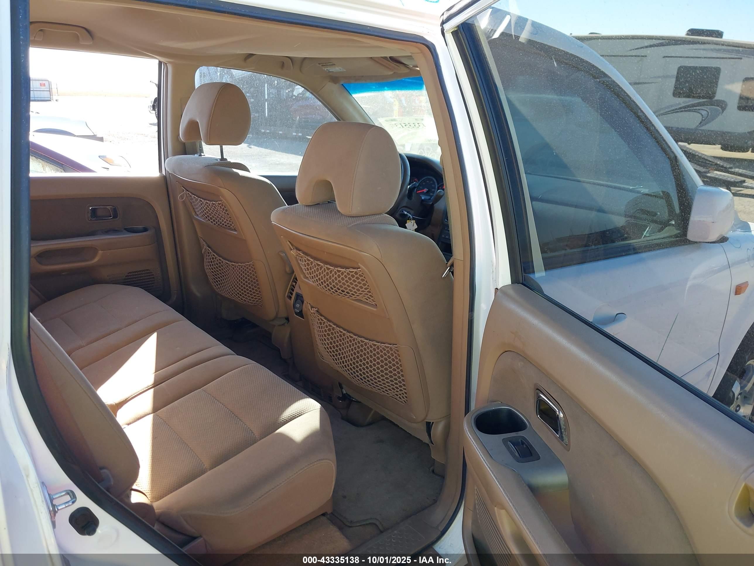 HONDA PILOT image 8