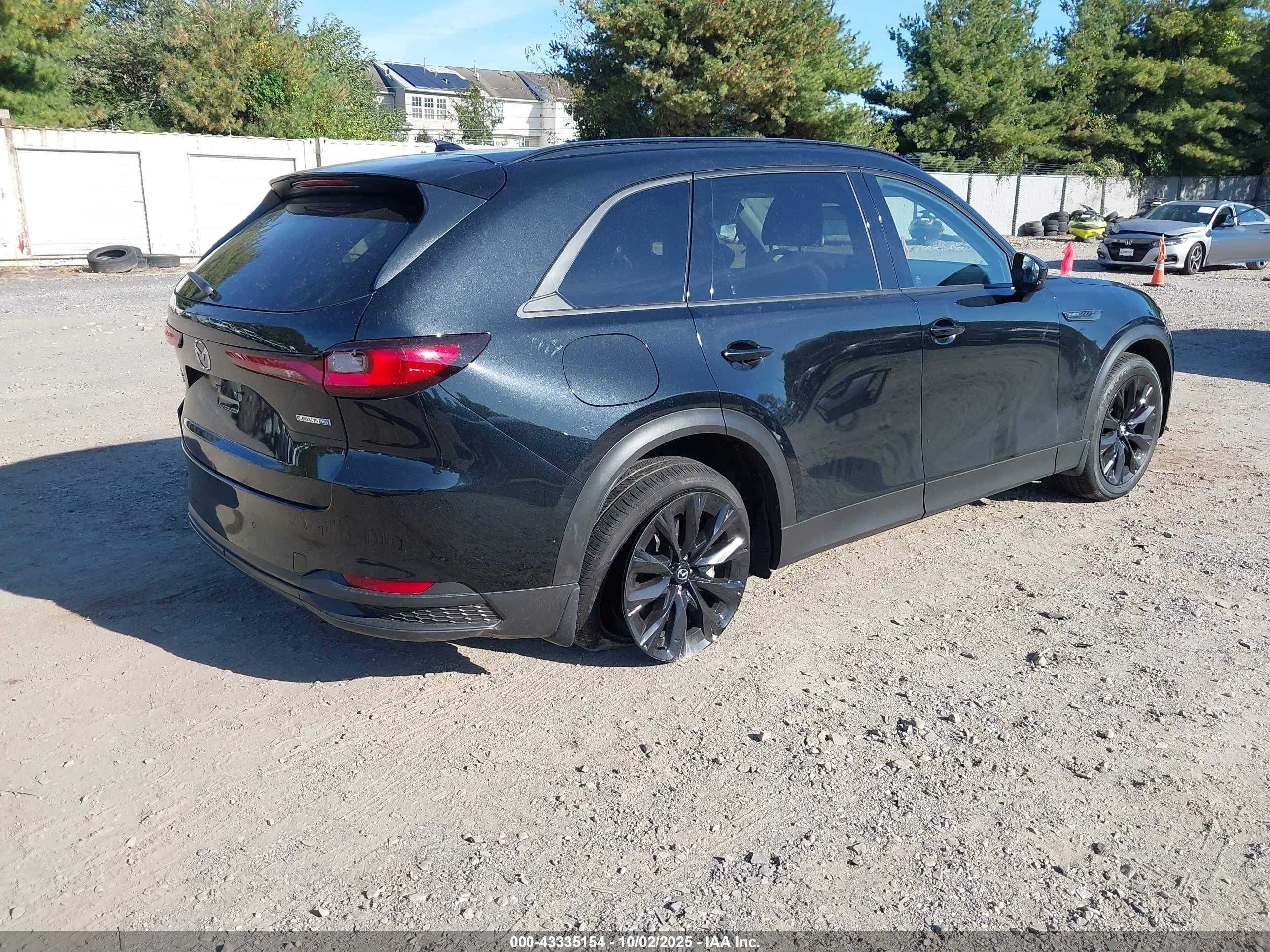 MAZDA CX-90 image 4