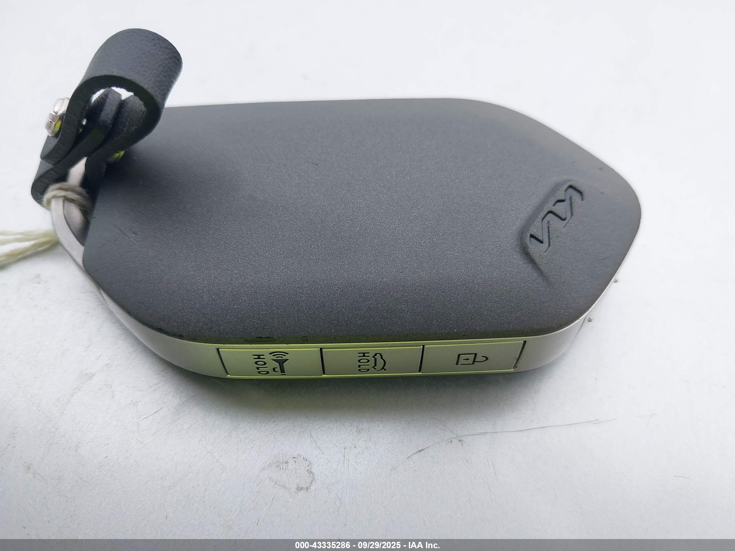 KIA K5 image 11