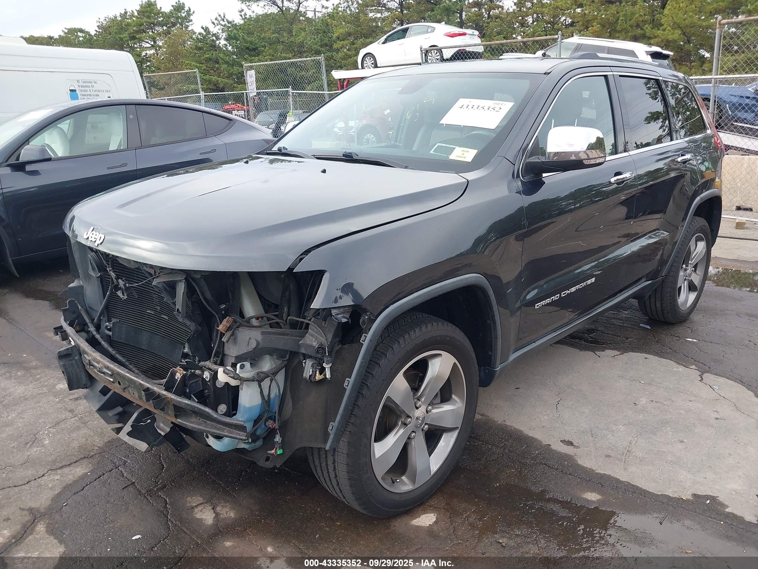 JEEP GRAND image 2
