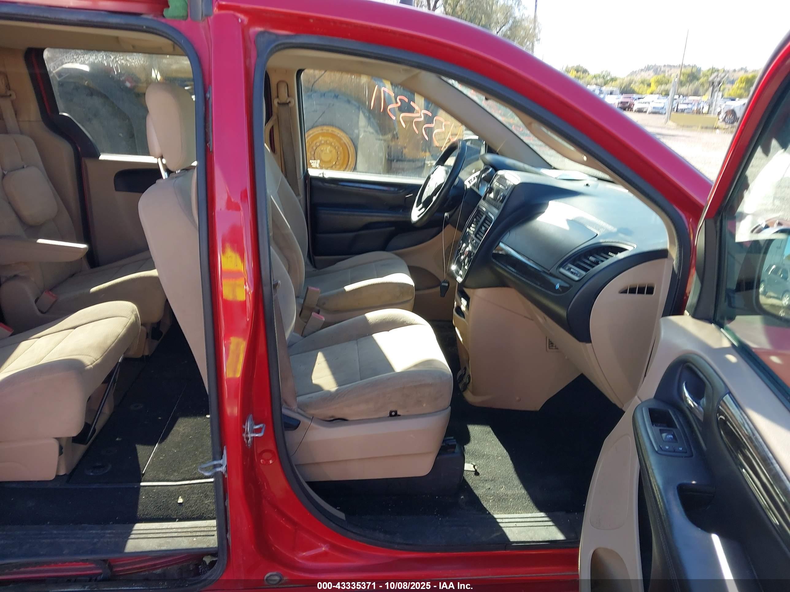 DODGE GRAND image 5