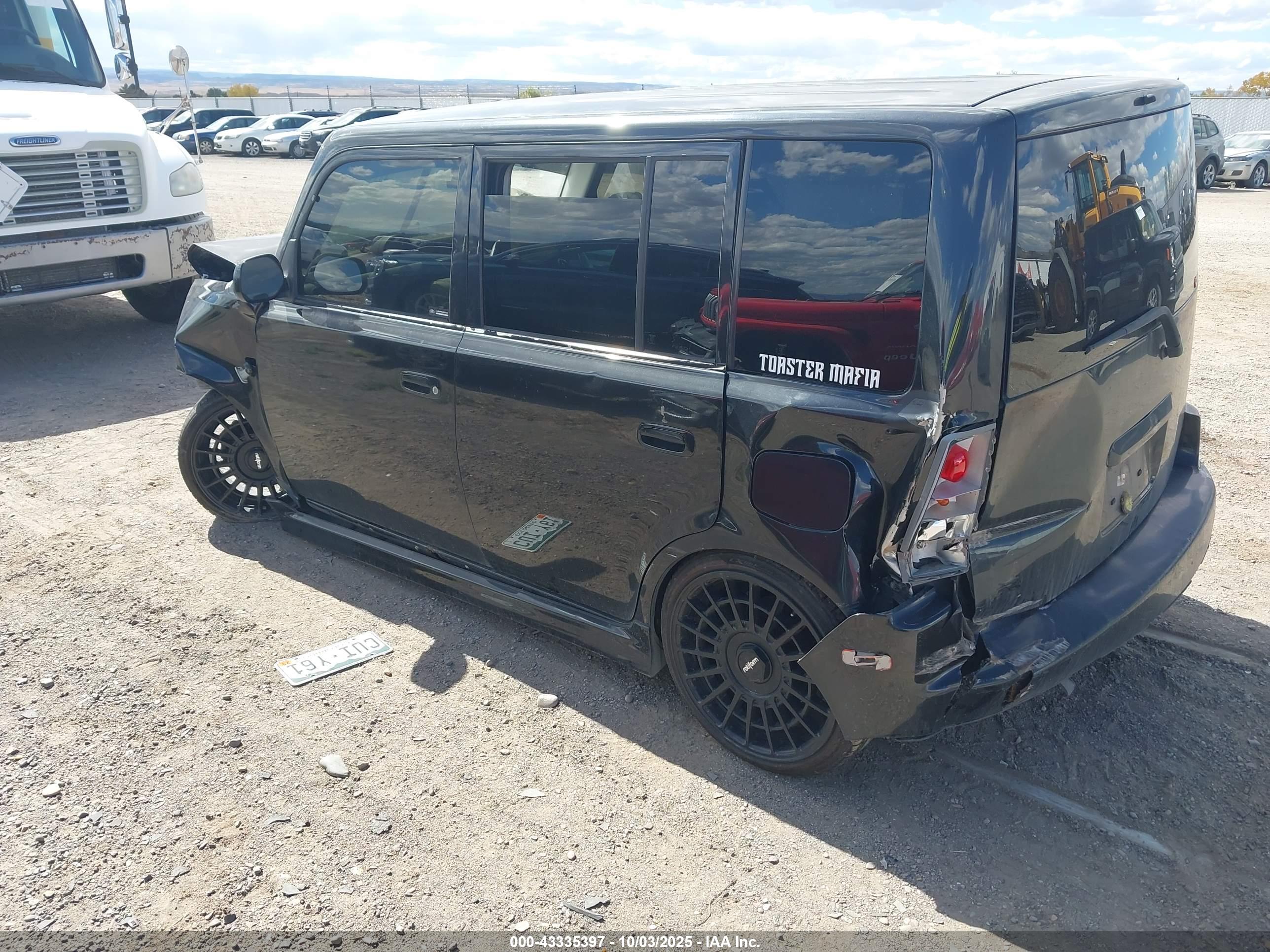 SCION XB image 3