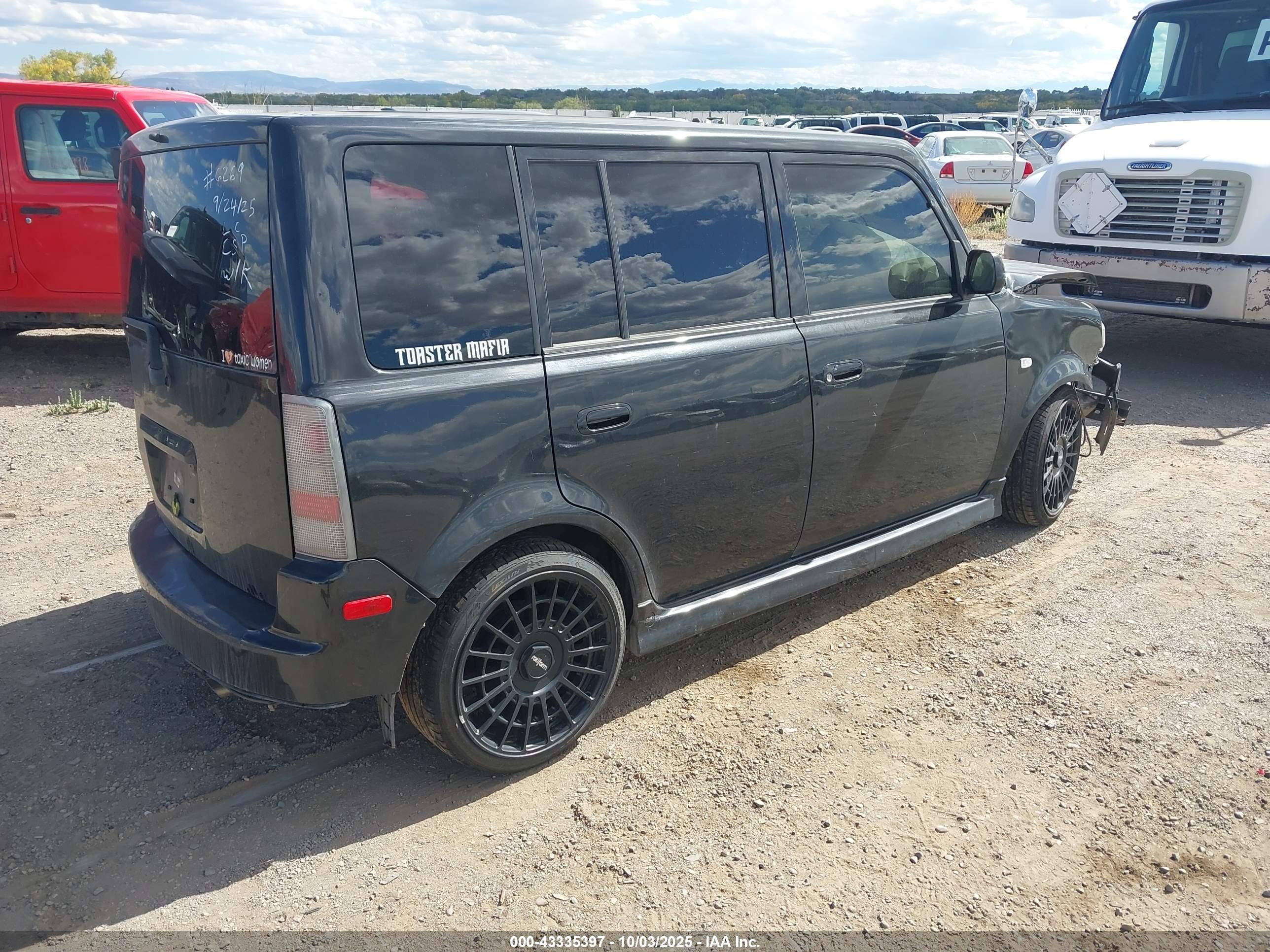 SCION XB image 4