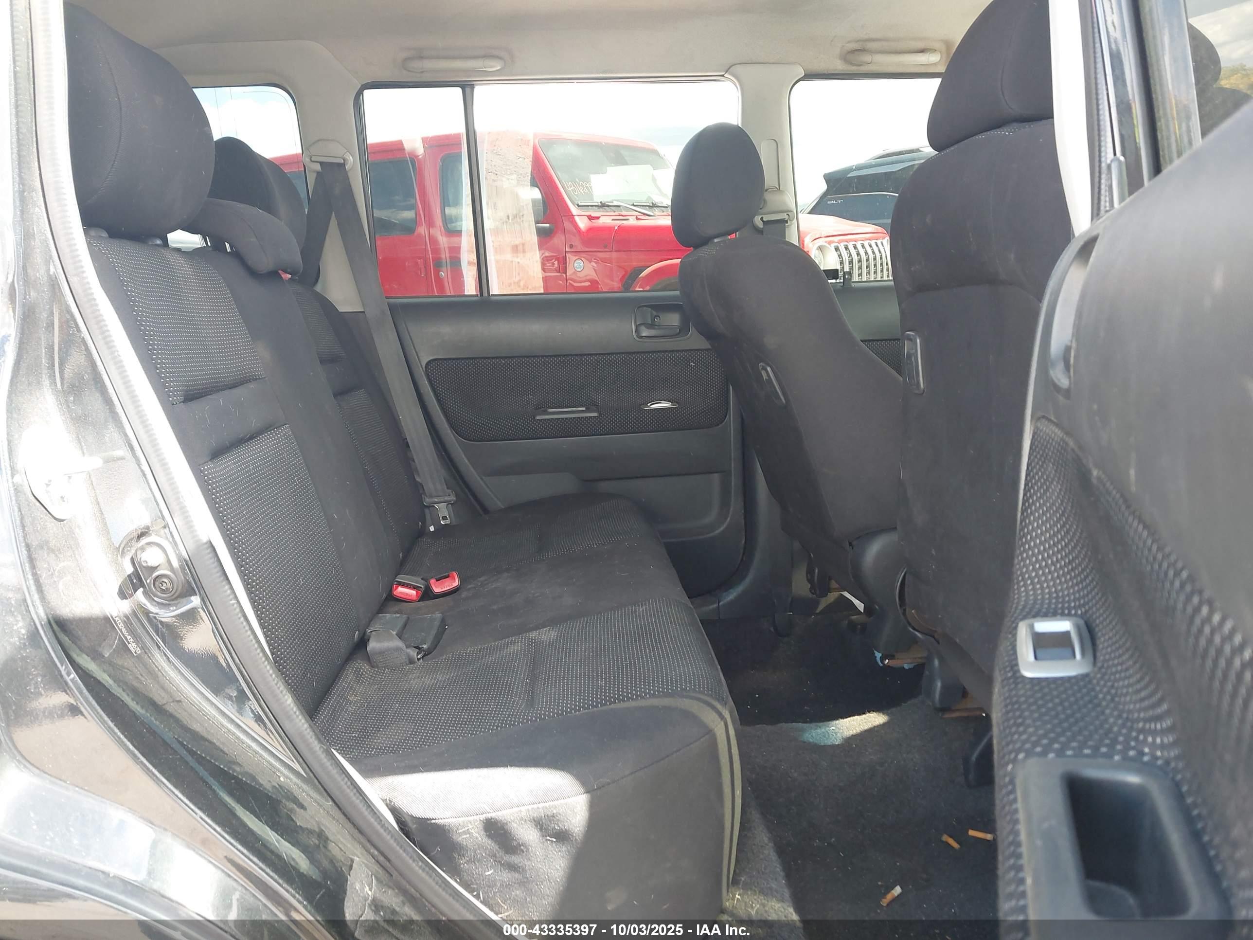 SCION XB image 8